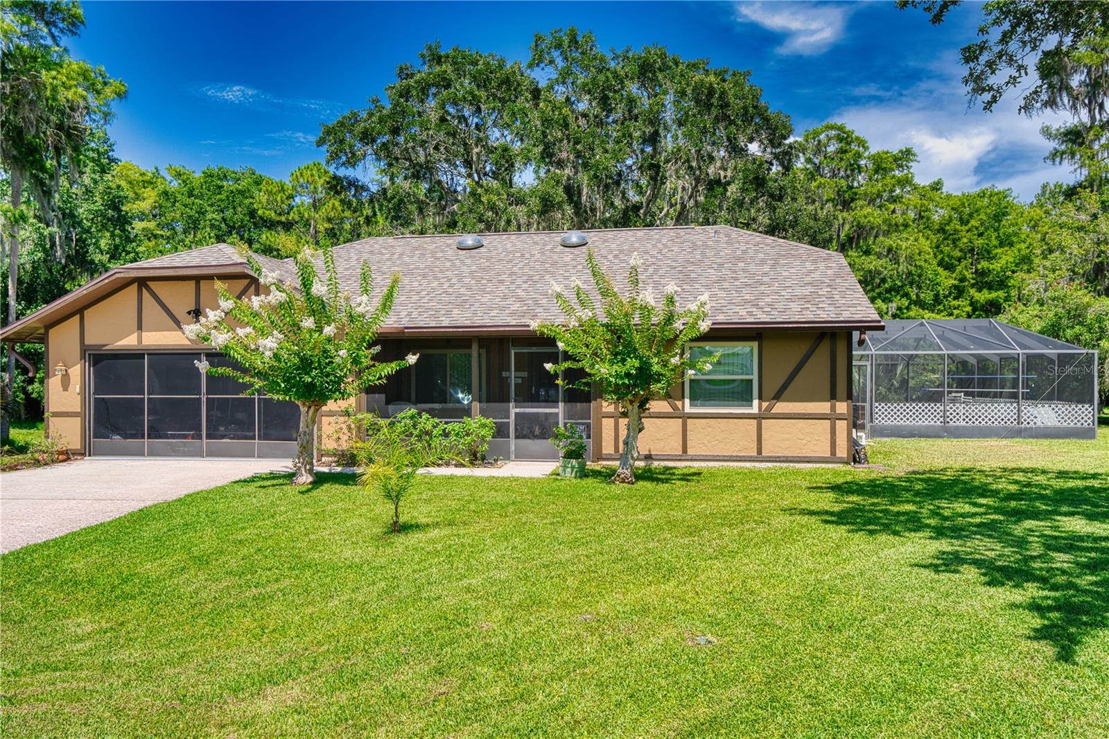 Single Family Residence in PALM COAST, FL - Daniel Dourado