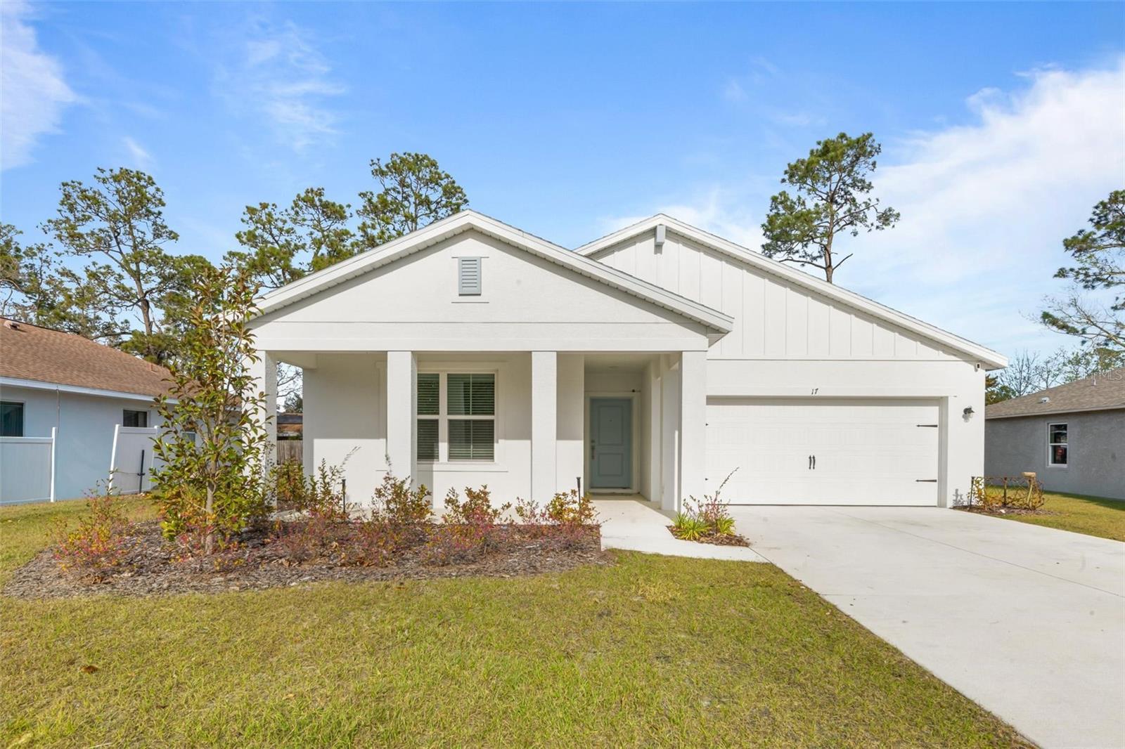 Single Family Residence in PALM COAST, FL - Daniel Dourado