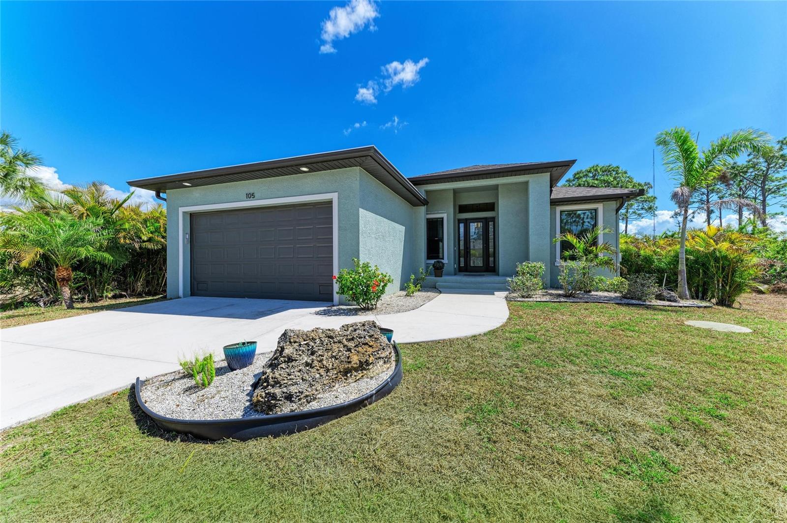 Single Family Residence in ROTONDA WEST, FL - Daniel Dourado