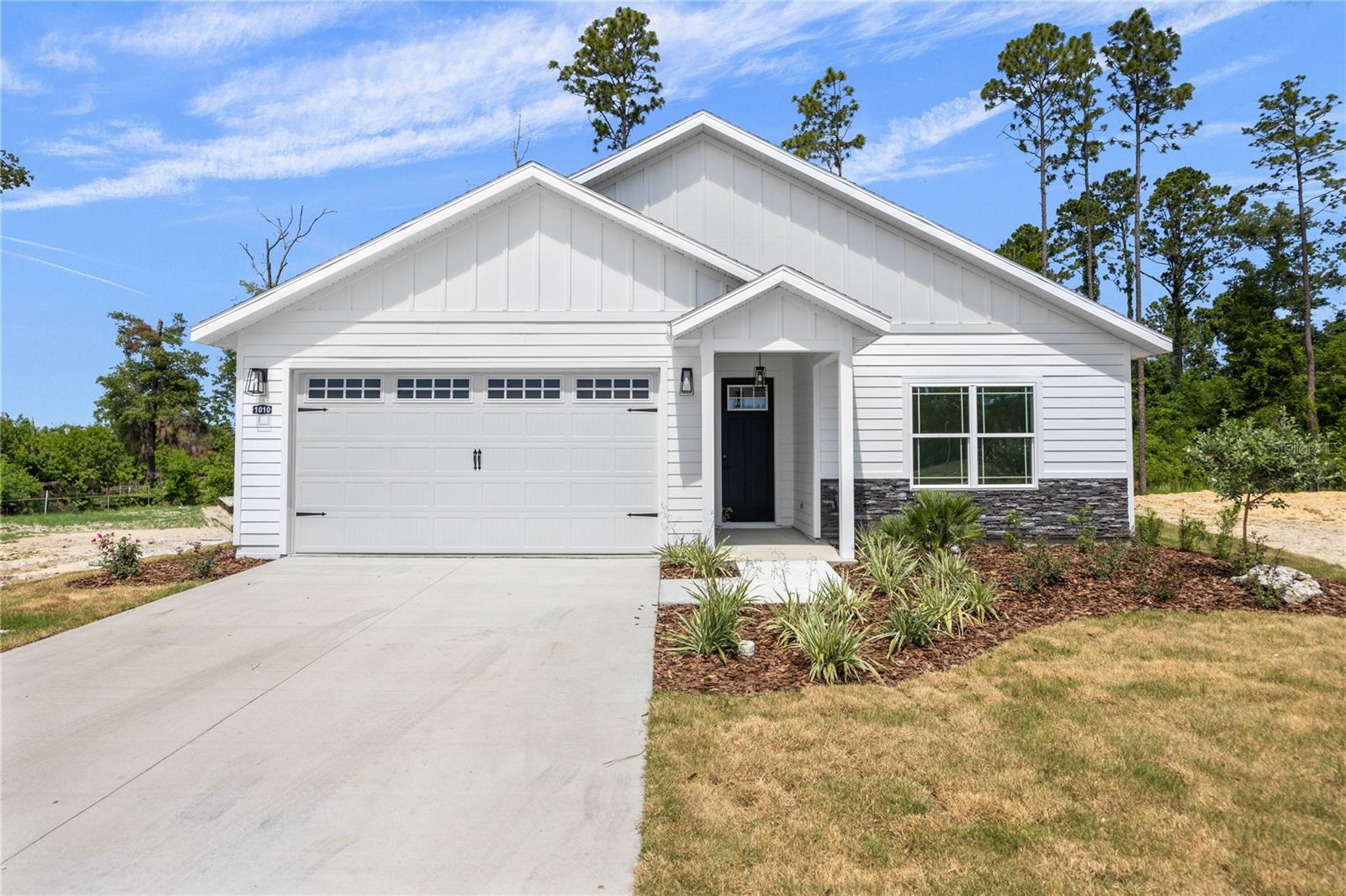 Single Family Residence in GAINESVILLE, FL - Daniel Dourado