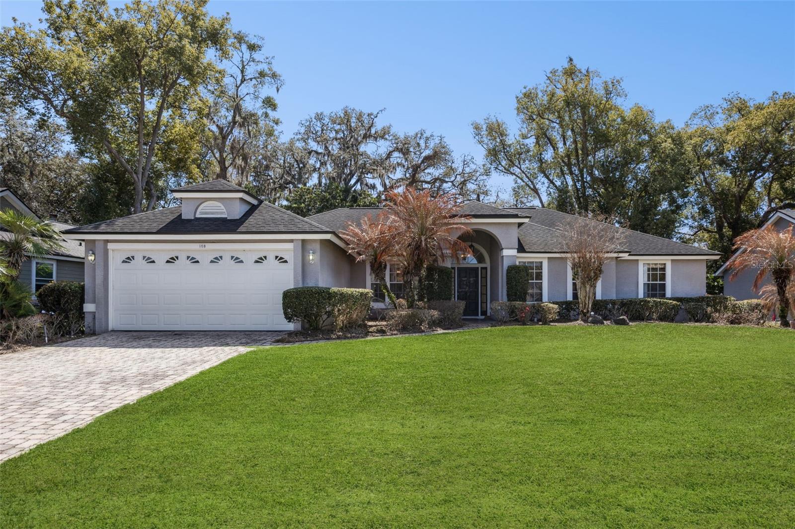 Single Family Residence in LAKE MARY, FL - Daniel Dourado