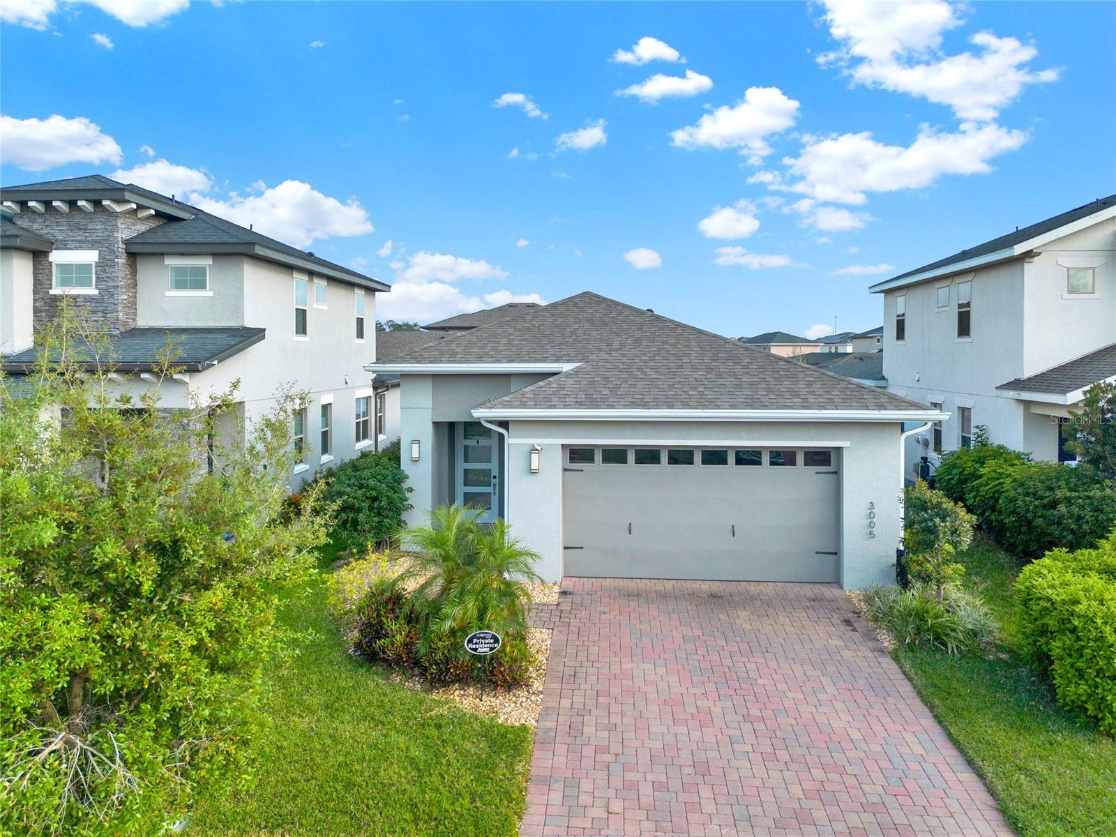 Single Family Residence in HARMONY, FL - Daniel Dourado