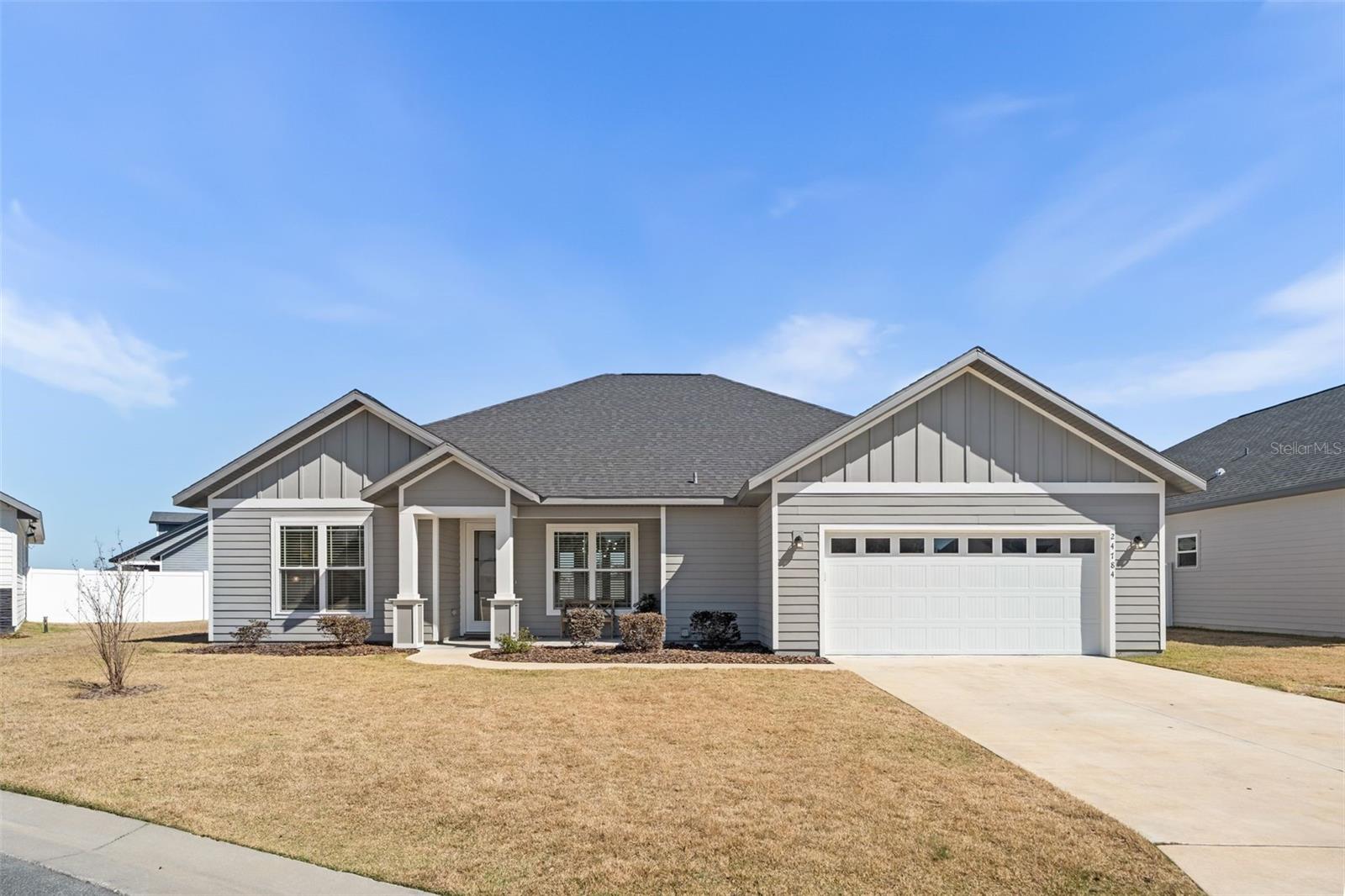 Single Family Residence em NEWBERRY, FL - Daniel Dourado