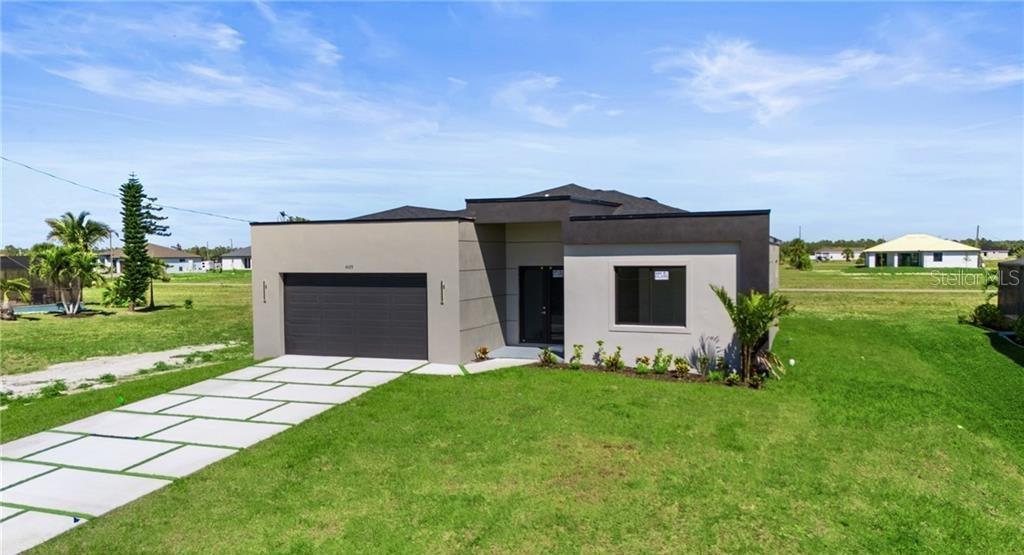 Single Family Residence em CAPE CORAL, FL - Daniel Dourado