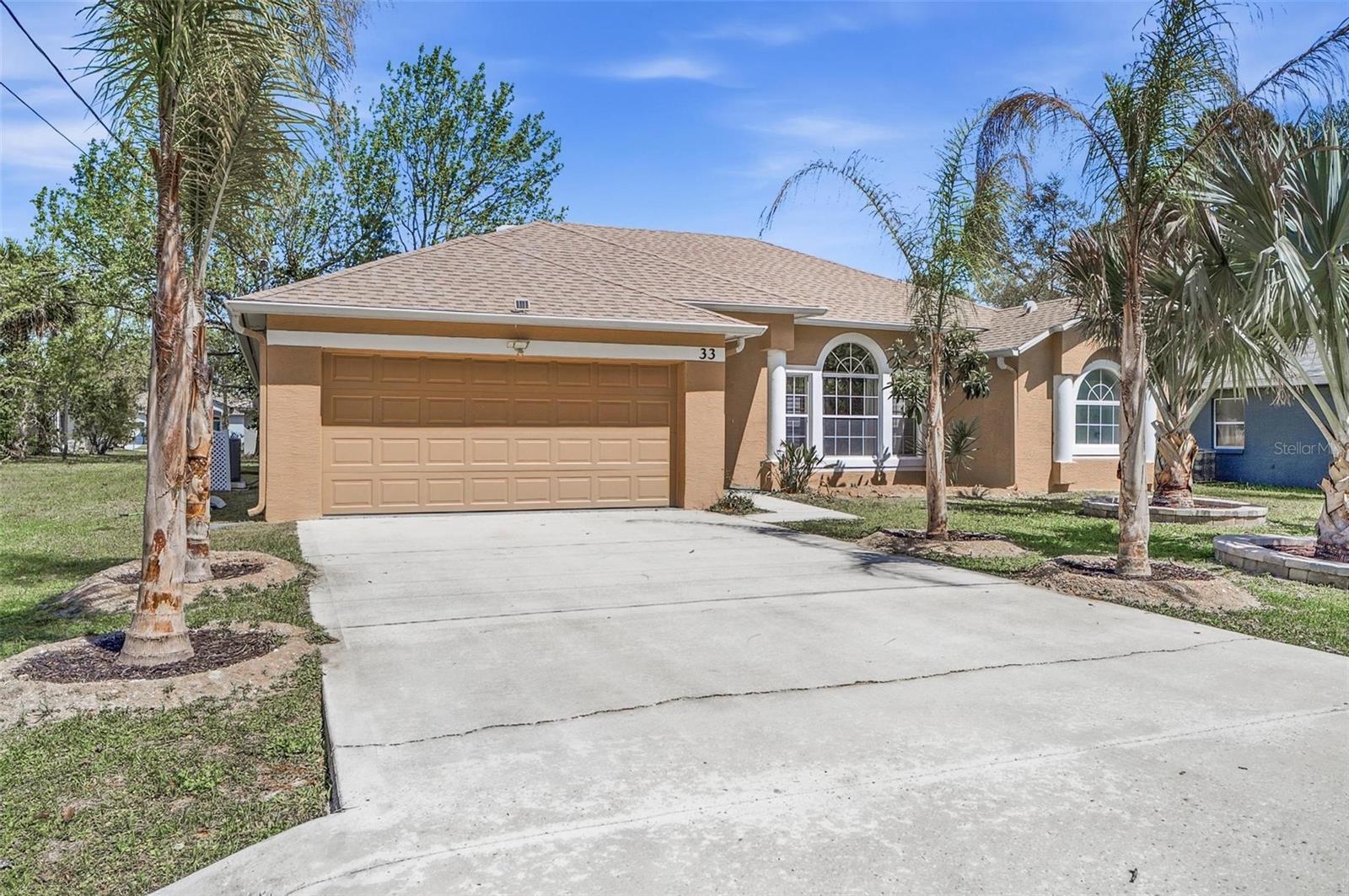 Single Family Residence in PALM COAST, FL - Daniel Dourado