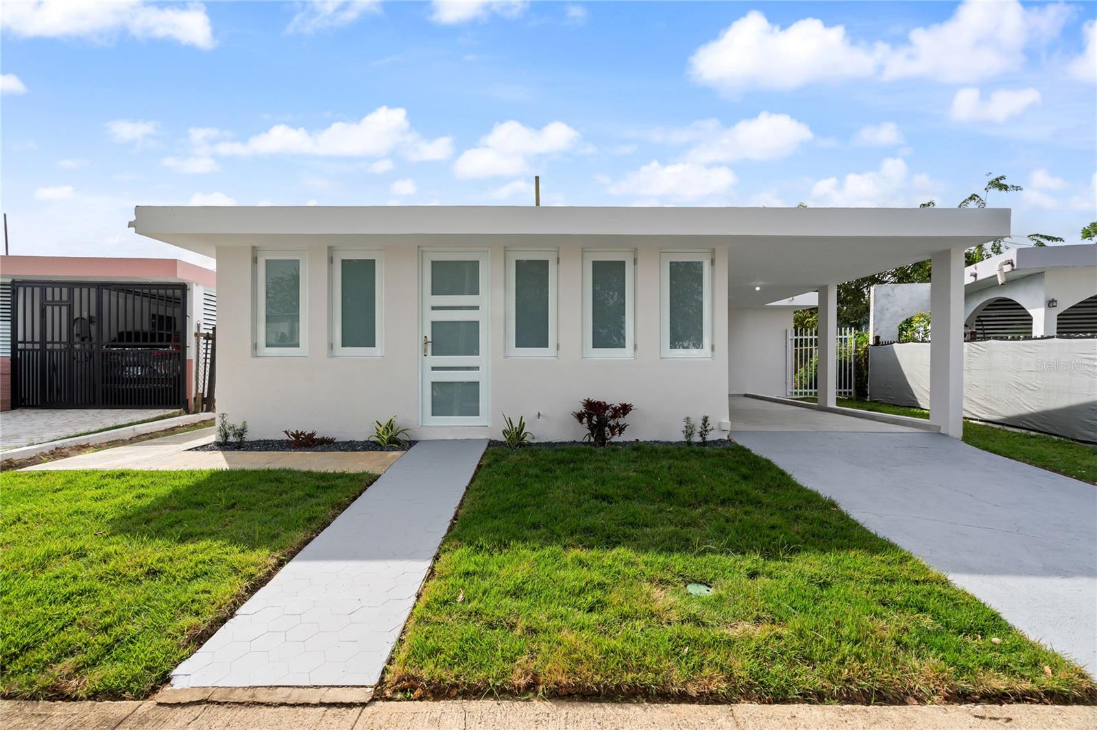 Single Family Residence in SAN JUAN, PR - Daniel Dourado
