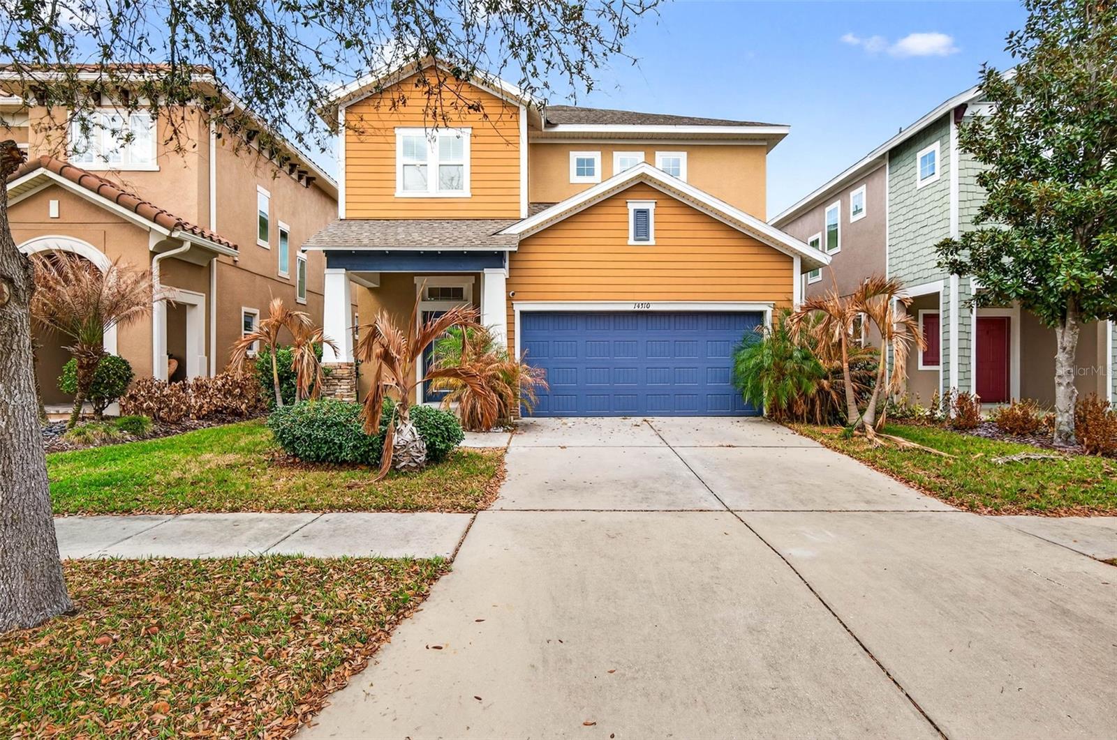 Single Family Residence in LITHIA, FL - Daniel Dourado