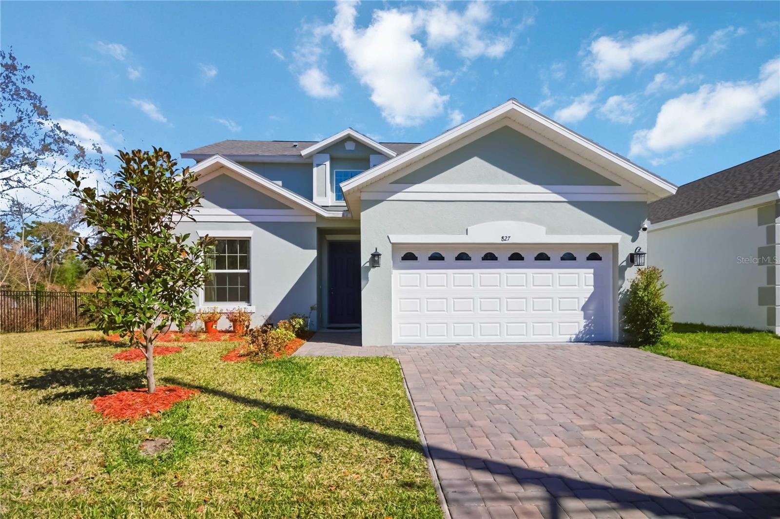 Single Family Residence in ORLANDO, FL - Daniel Dourado