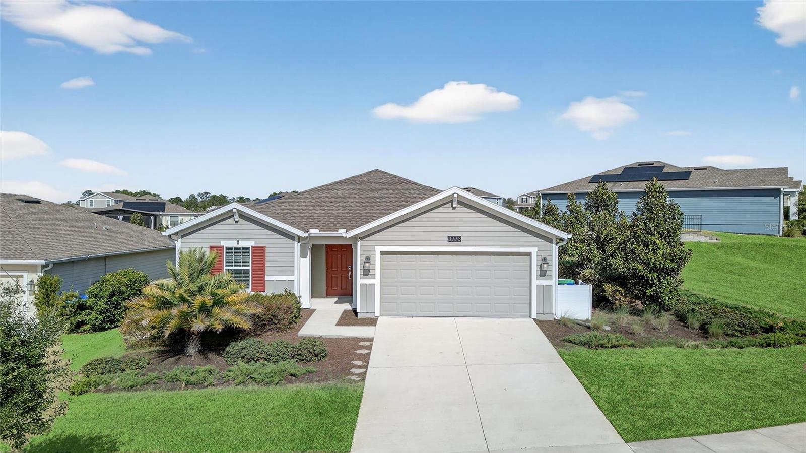 Single Family Residence in MOUNT DORA, FL - Daniel Dourado