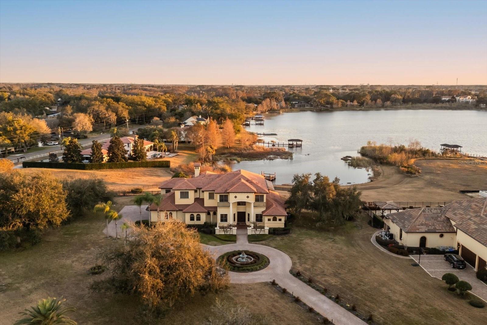 Single Family Residence em WINDERMERE, FL - Daniel Dourado