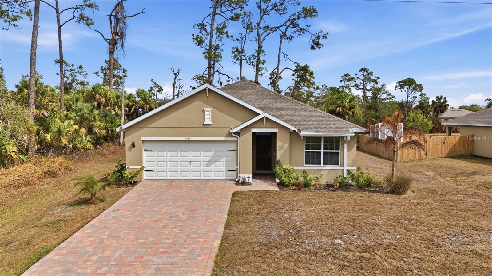 Single Family Residence em NORTH PORT, FL - Daniel Dourado