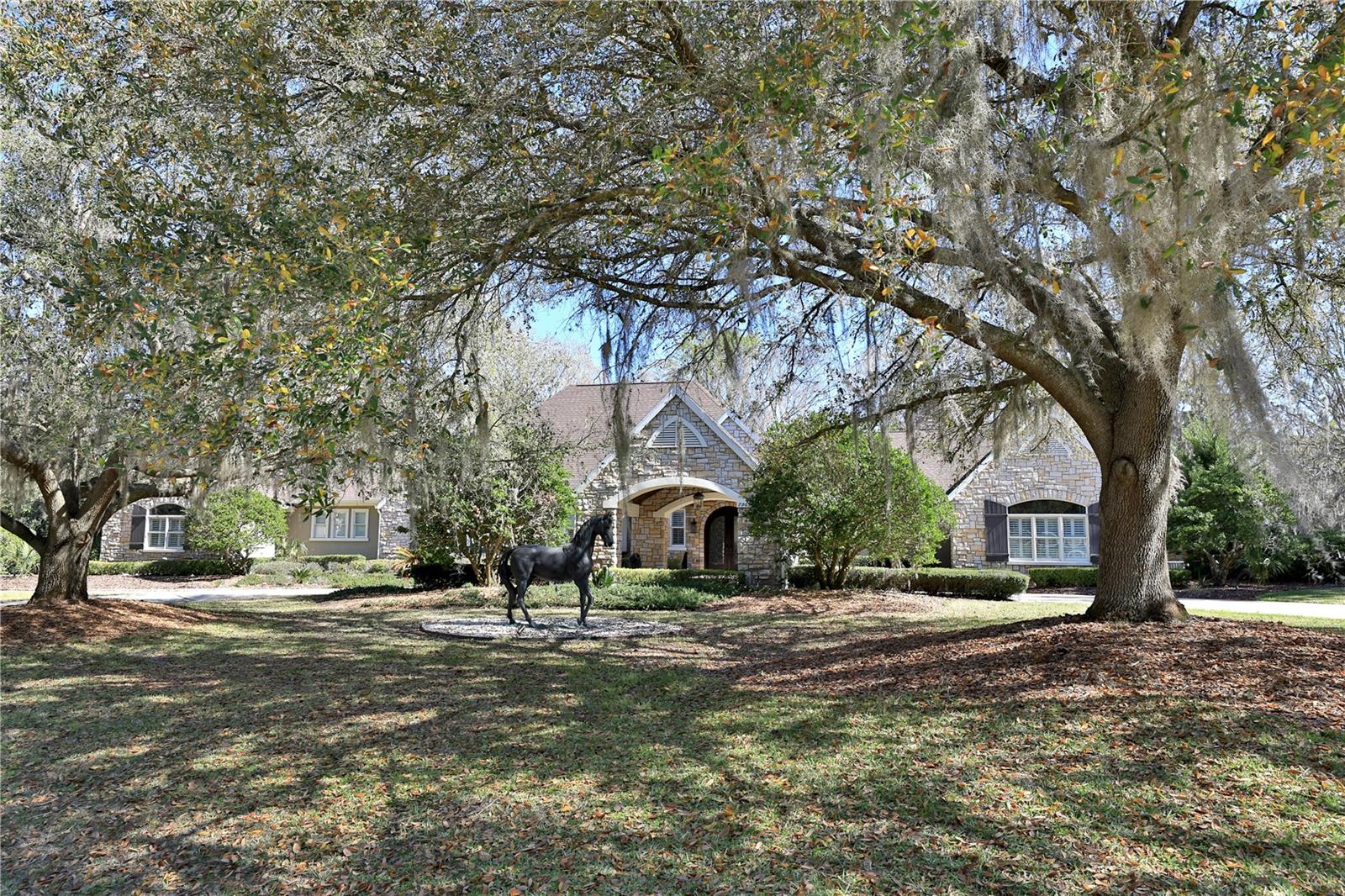 Single Family Residence in OCALA, FL - Daniel Dourado