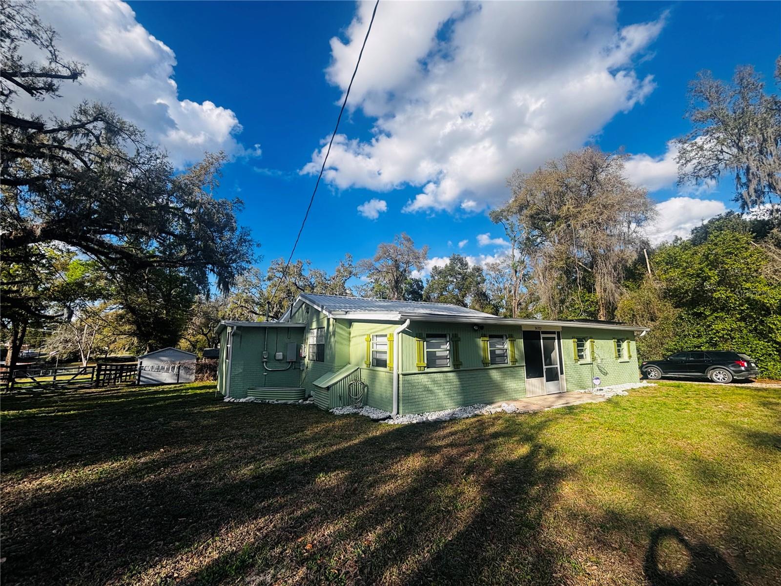 Single Family Residence in DADE CITY, FL - Daniel Dourado