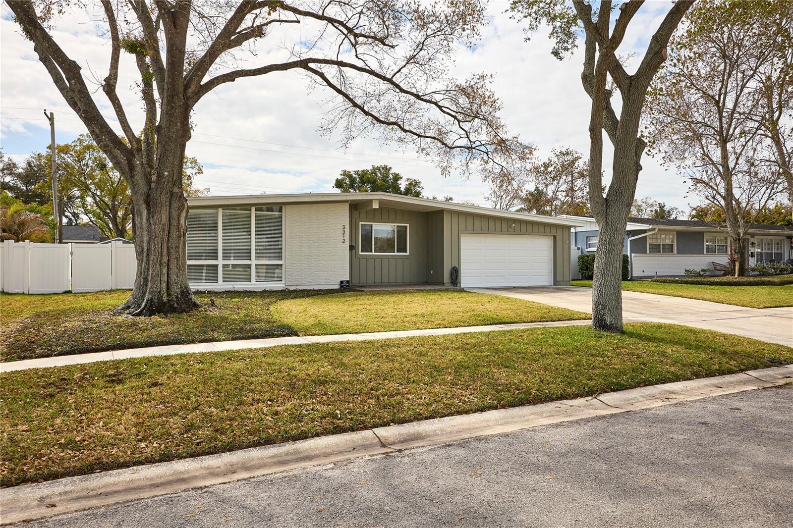 Single Family Residence em TAMPA, FL - Daniel Dourado
