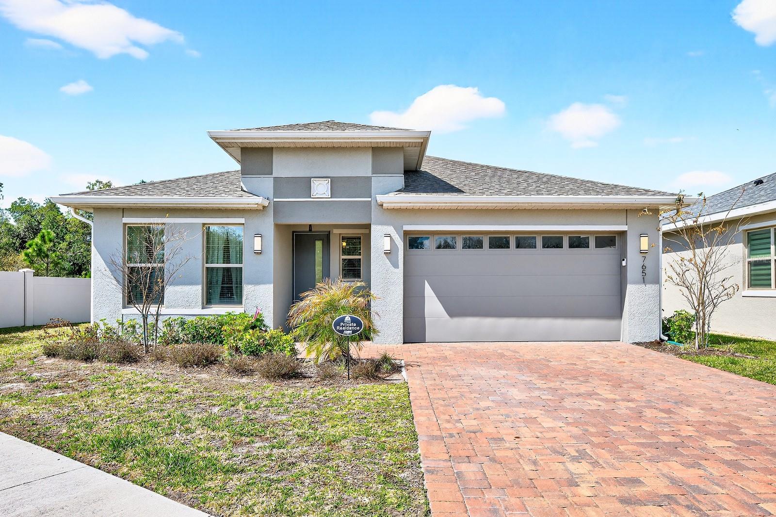 Single Family Residence in HARMONY, FL - Daniel Dourado