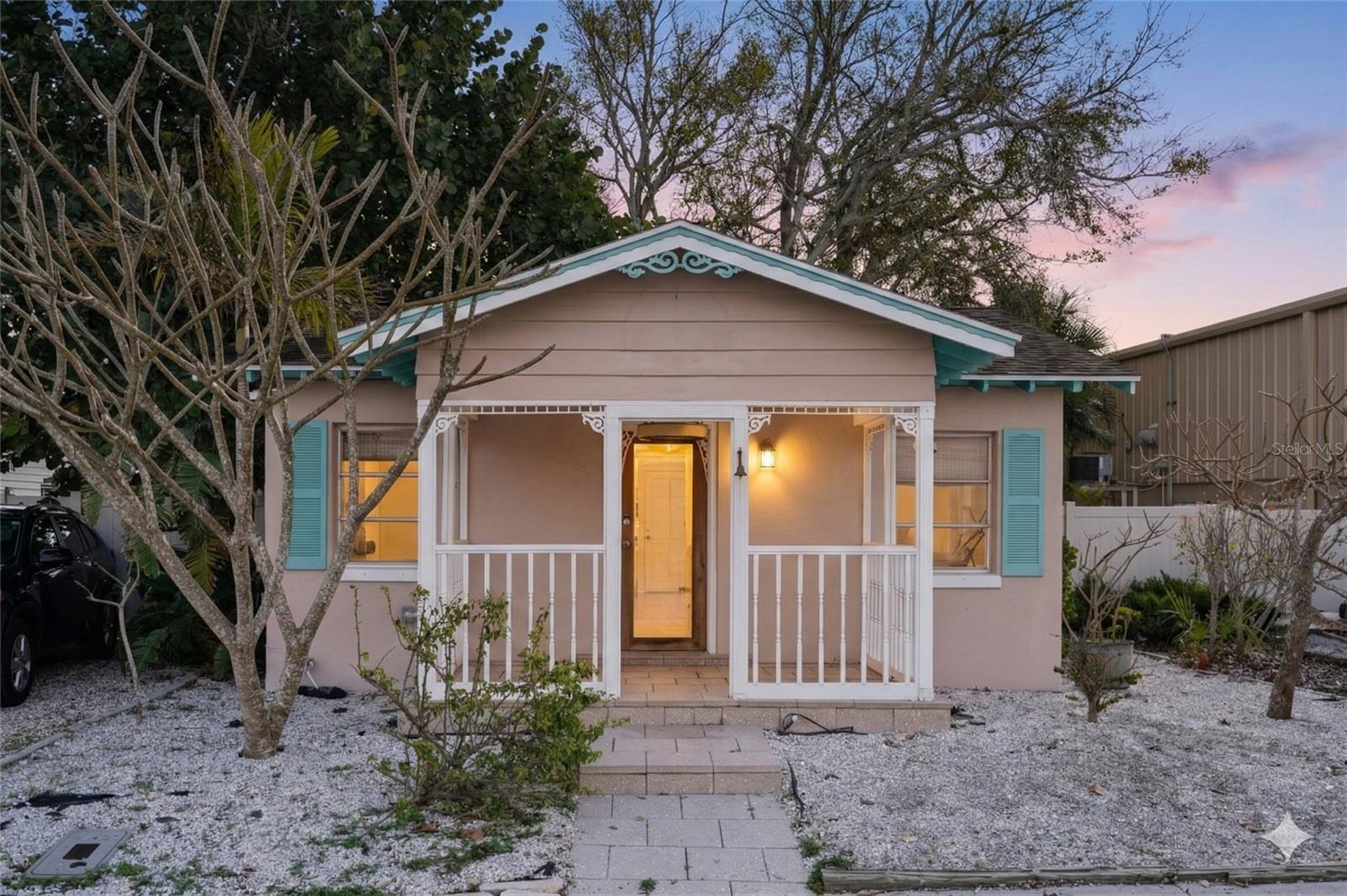 Single Family Residence in INDIAN ROCKS BEACH, FL - Daniel Dourado