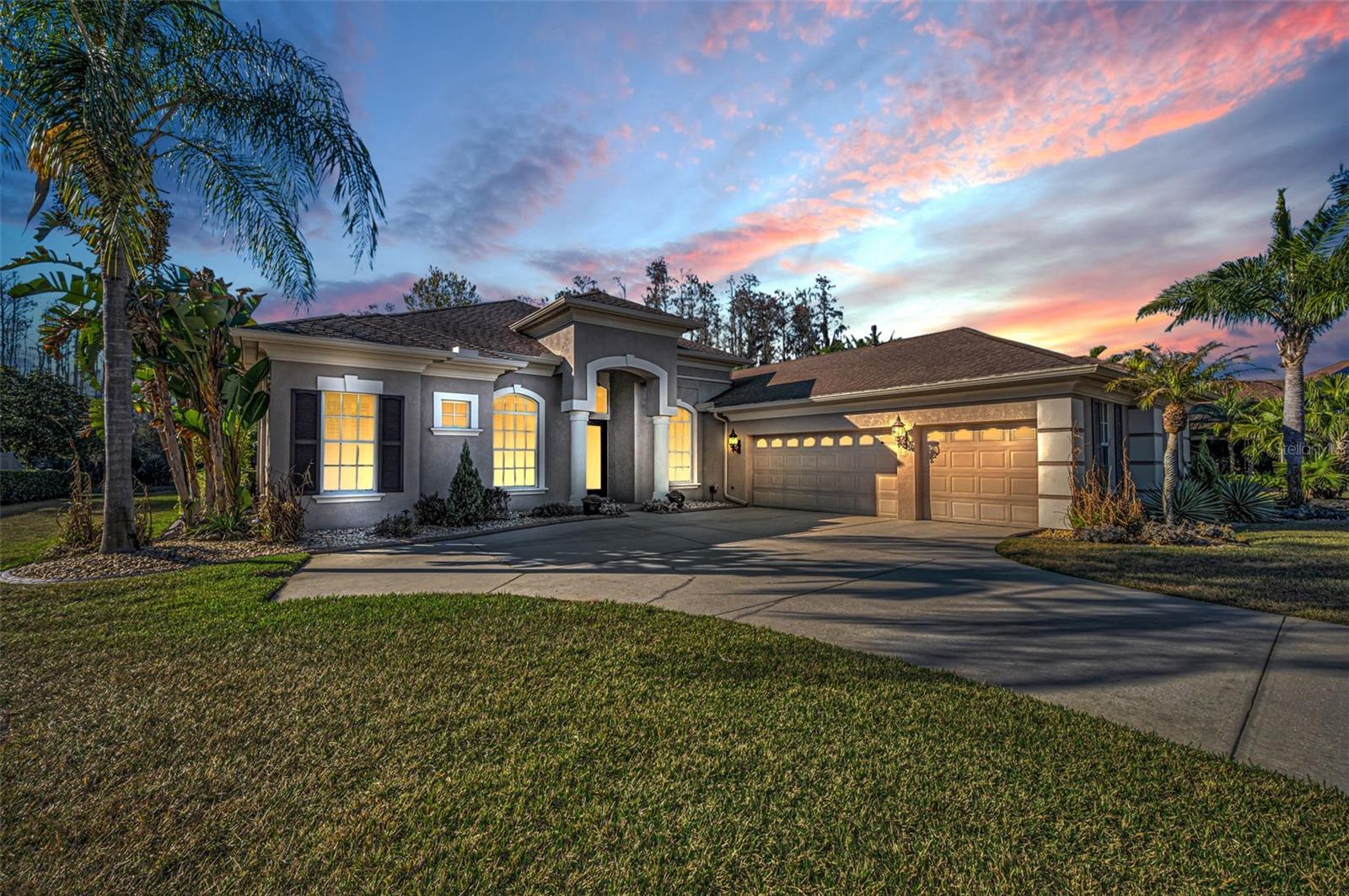 Single Family Residence em LAND O LAKES, FL - Daniel Dourado