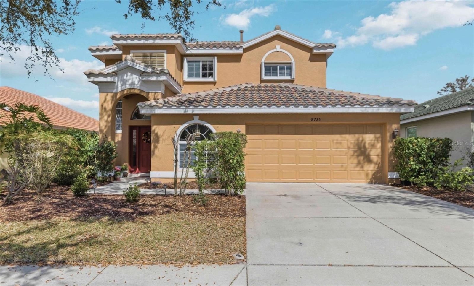 Single Family Residence in BRADENTON, FL - Daniel Dourado