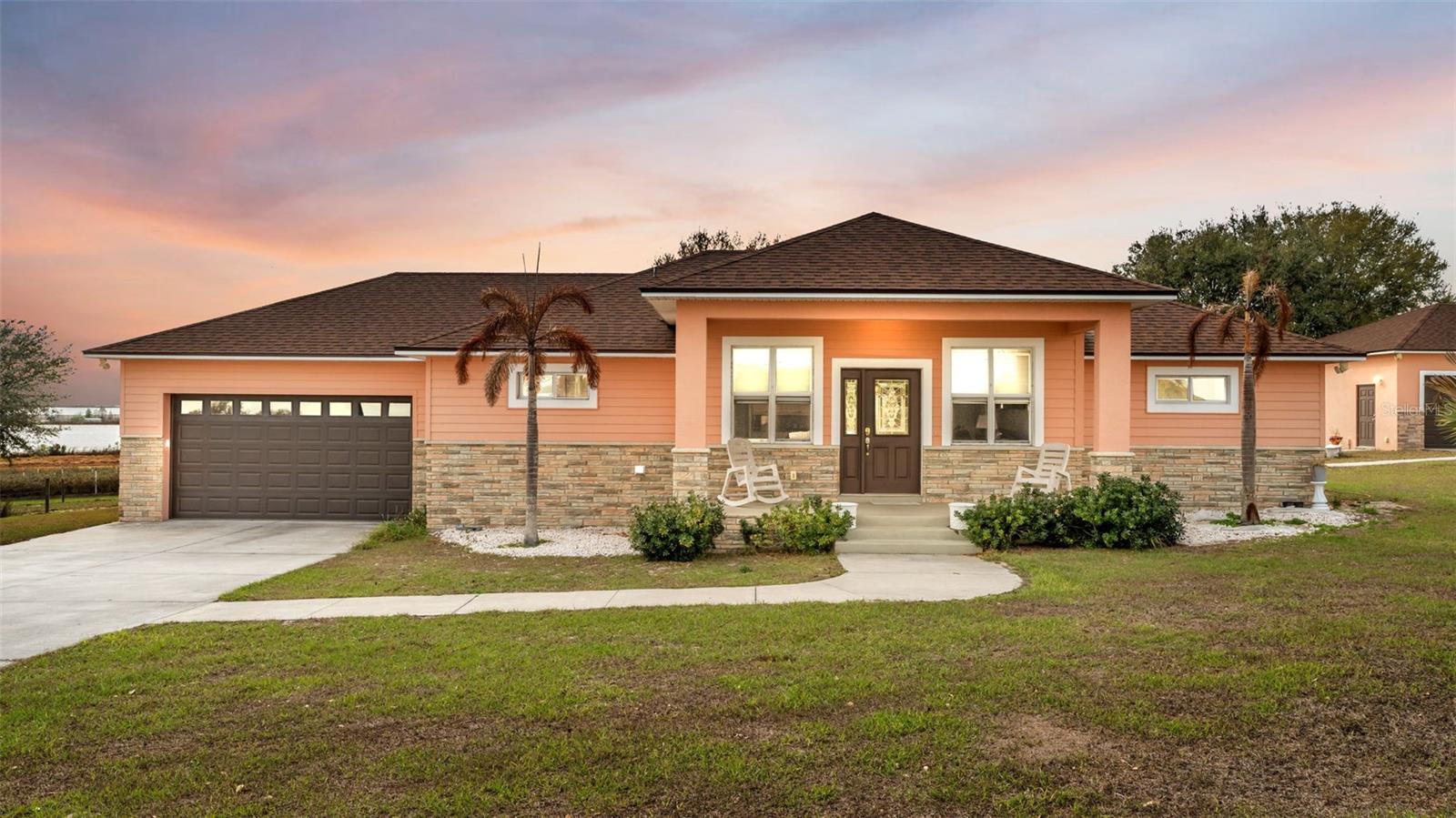 Single Family Residence in BARTOW, FL - Daniel Dourado