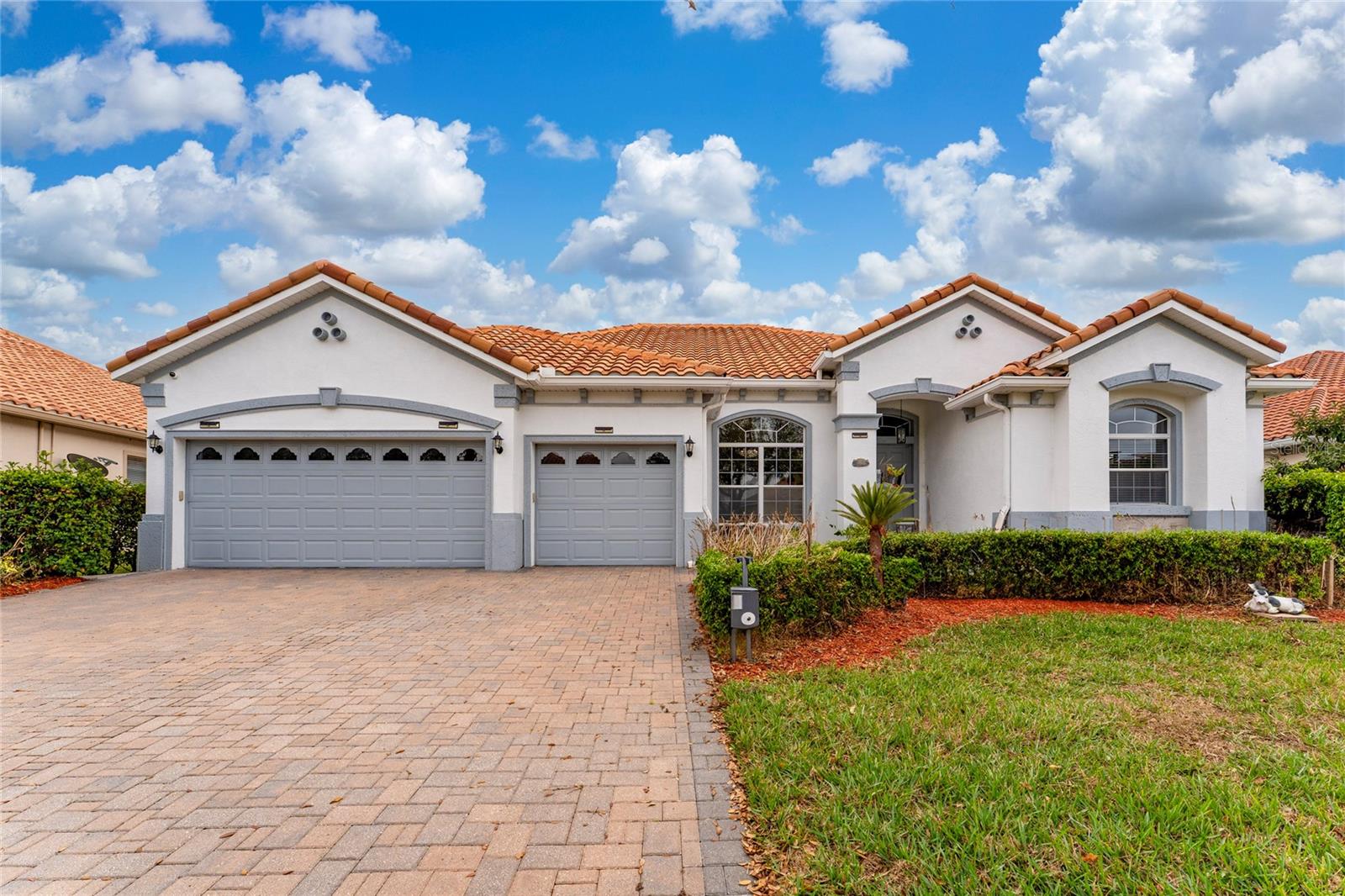 Single Family Residence in KISSIMMEE, FL - Daniel Dourado