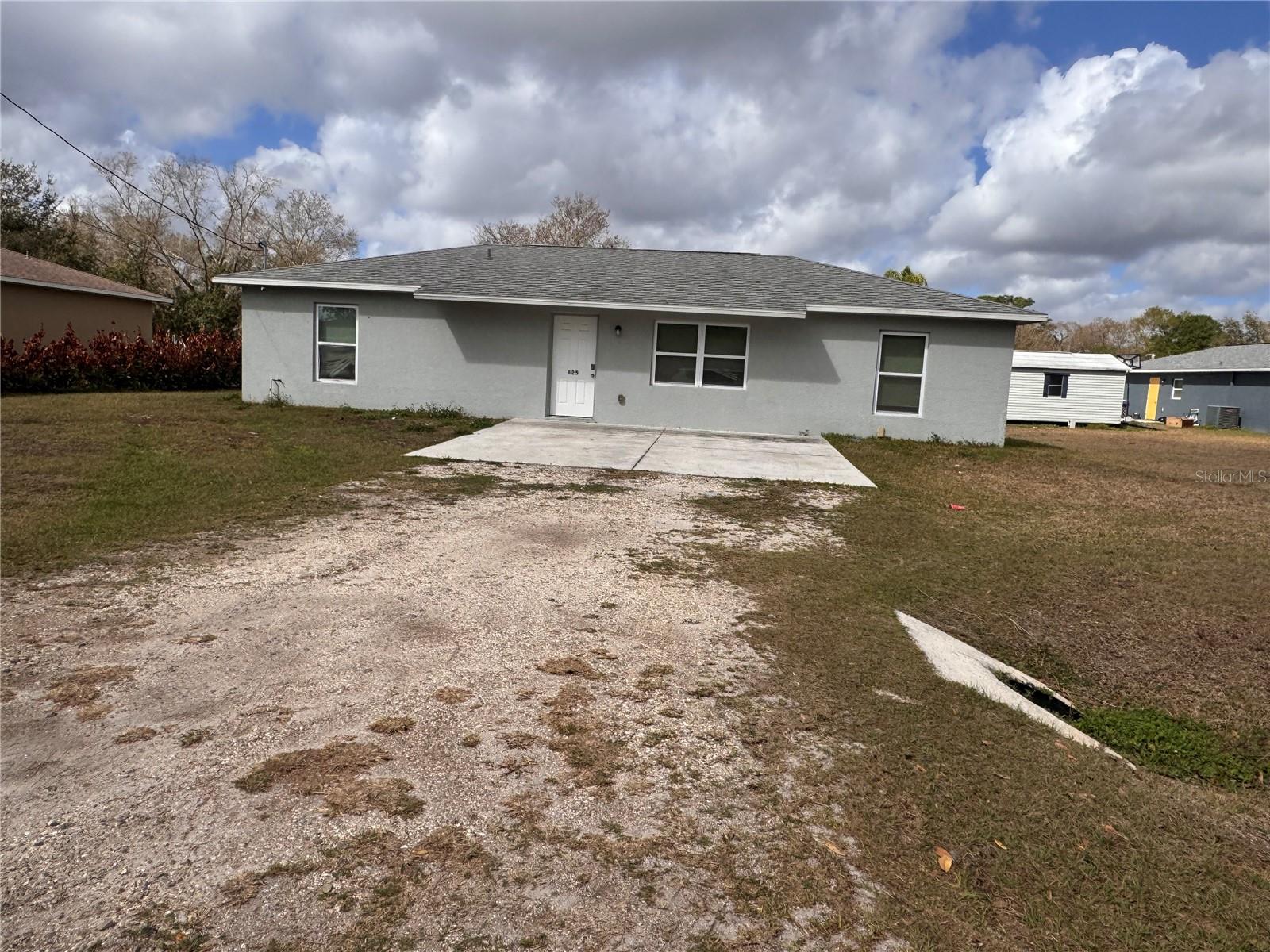 Single Family Residence in ARCADIA, FL - Daniel Dourado