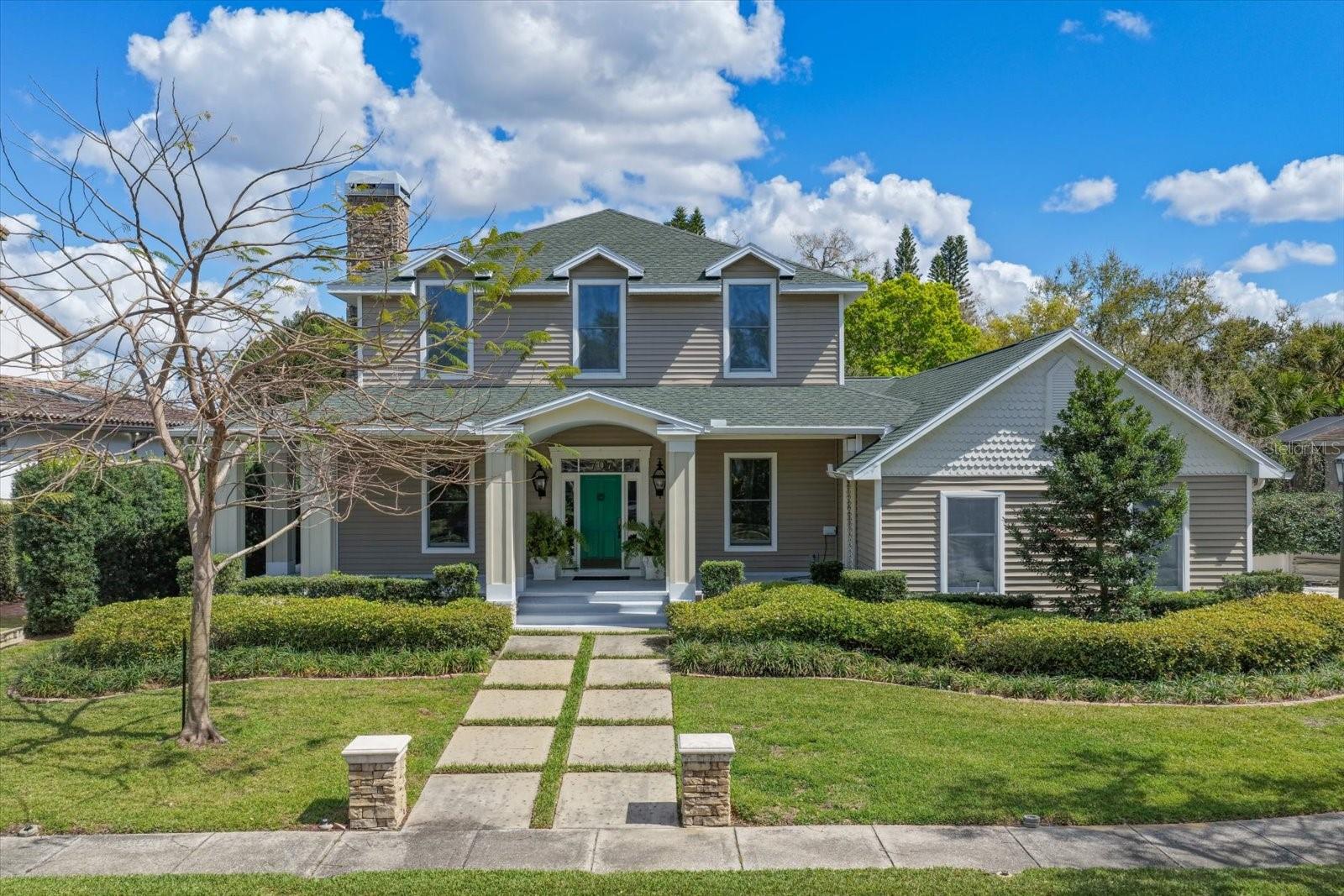 Single Family Residence em TARPON SPRINGS, FL - Daniel Dourado