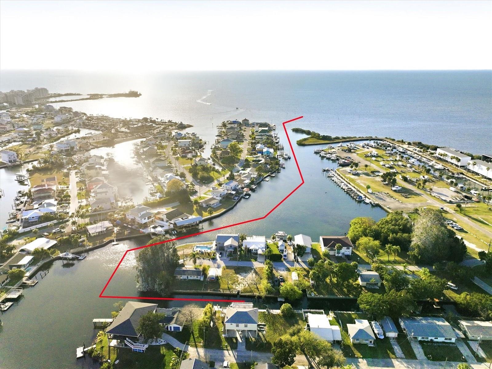 Single Family Residence em HUDSON, FL - Daniel Dourado