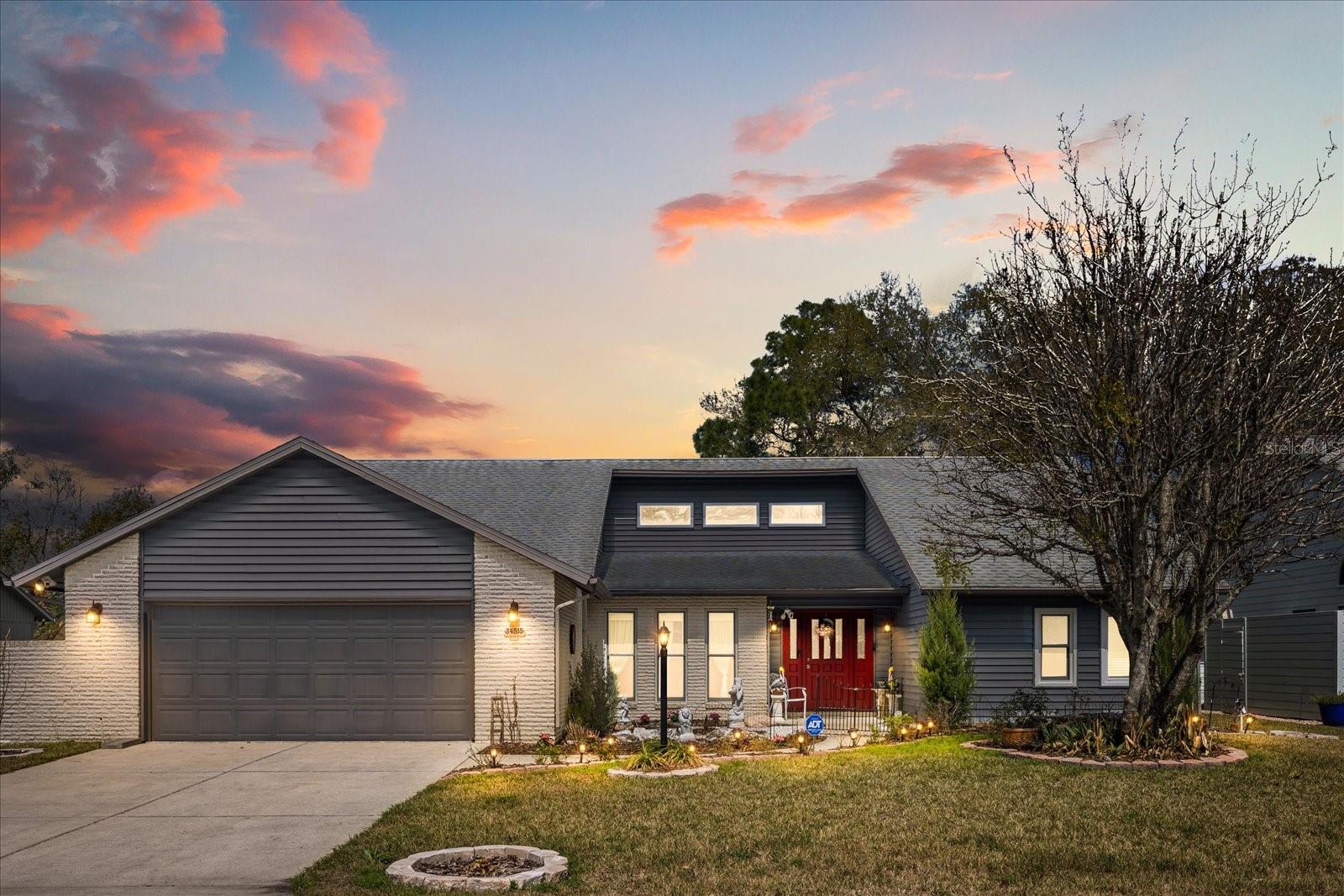 Single Family Residence in DADE CITY, FL - Daniel Dourado