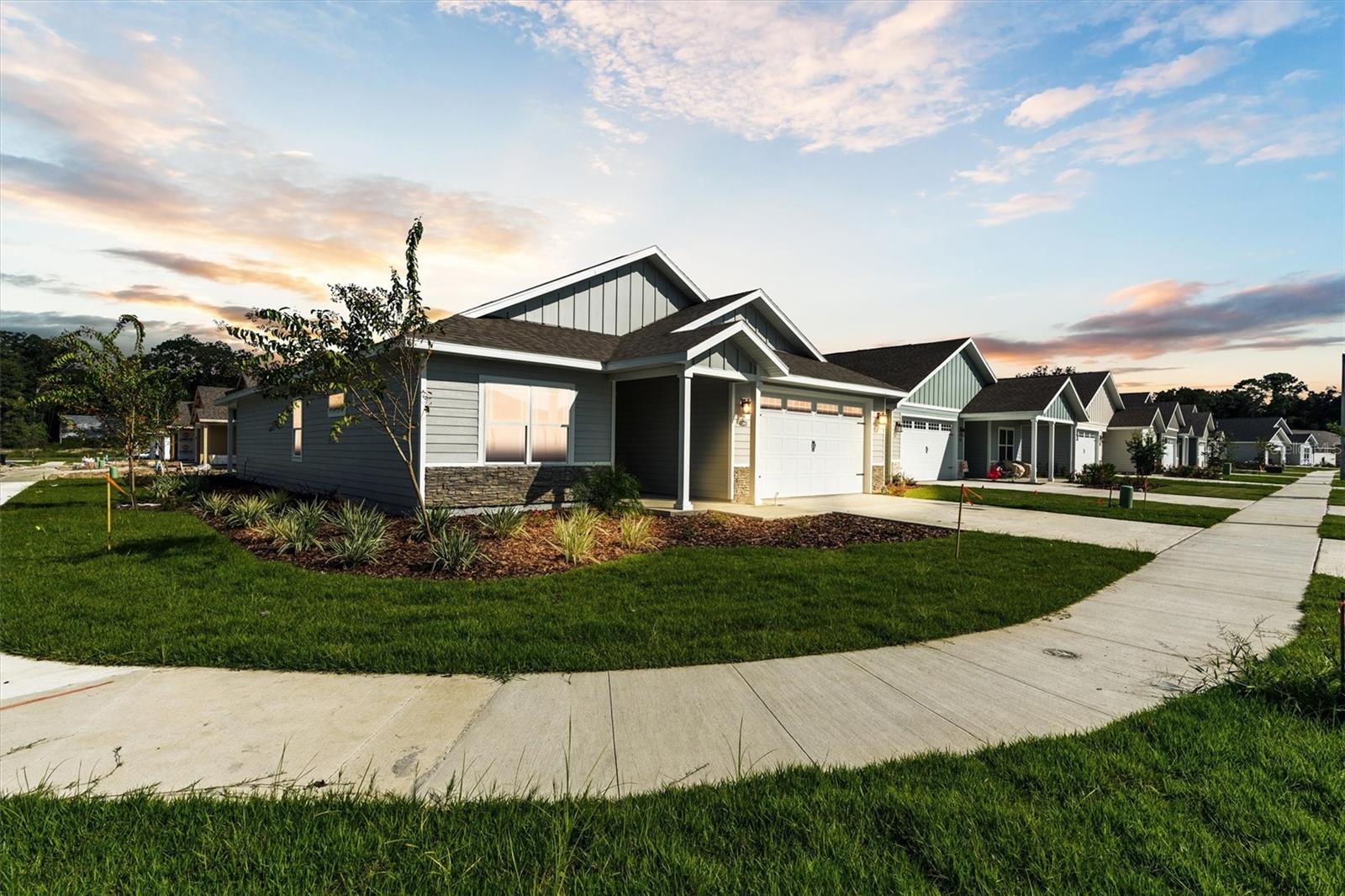 Single Family Residence in GAINESVILLE, FL - Daniel Dourado