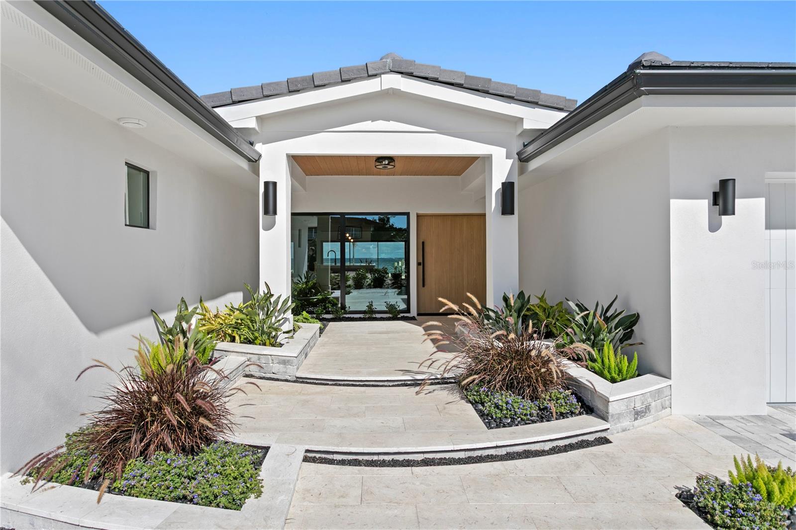 Single Family Residence em ST PETERSBURG, FL - Daniel Dourado