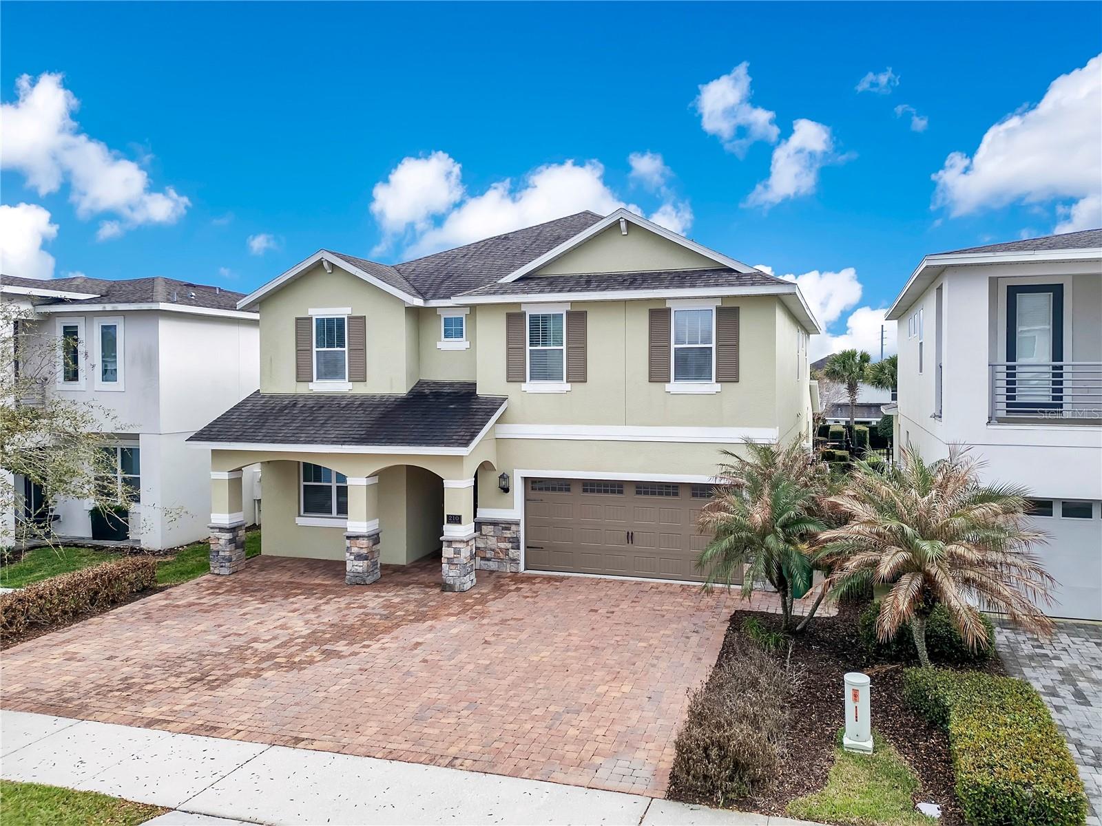 Single Family Residence in KISSIMMEE, FL - Daniel Dourado