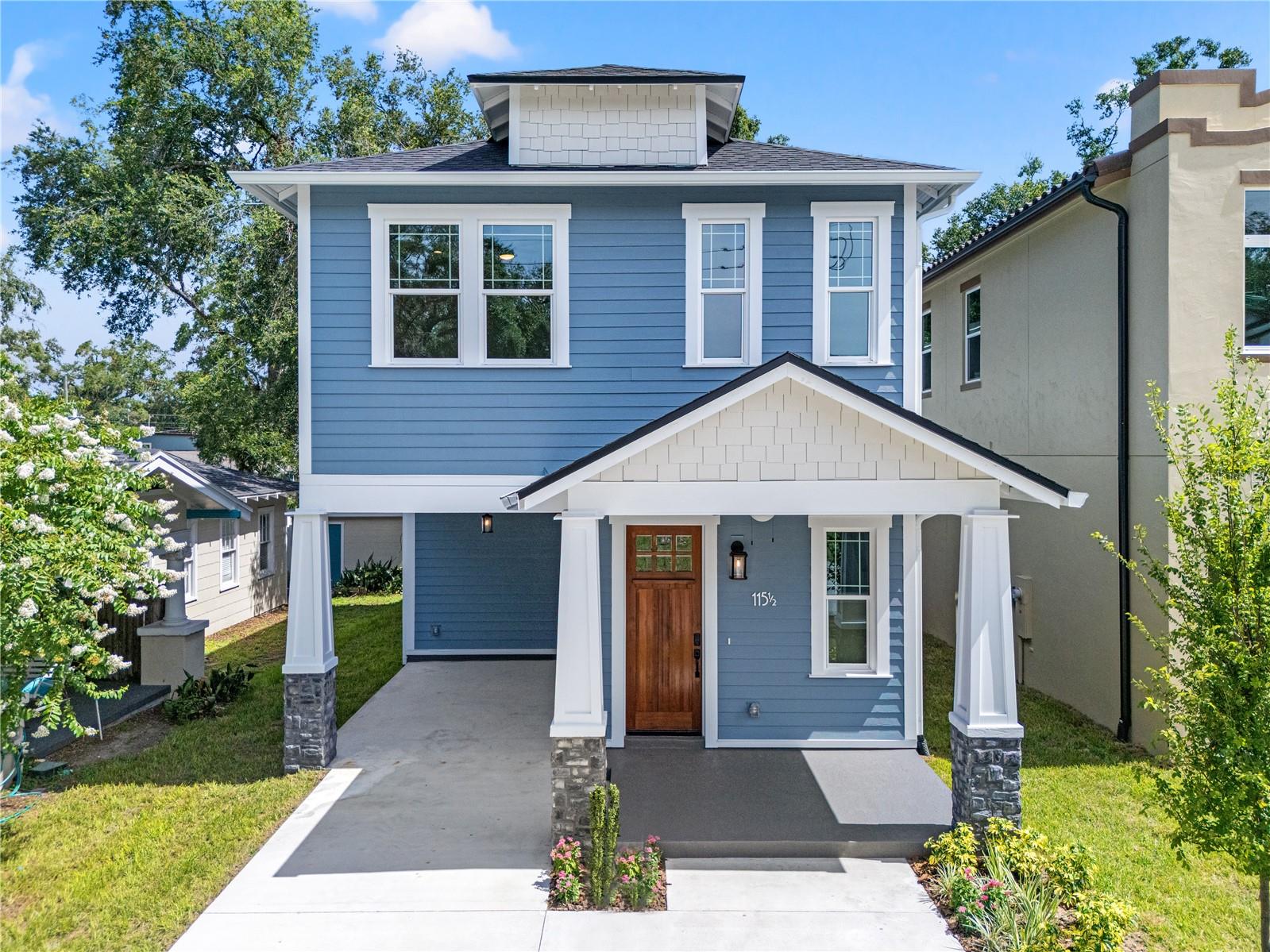Single Family Residence in TAMPA, FL - Daniel Dourado