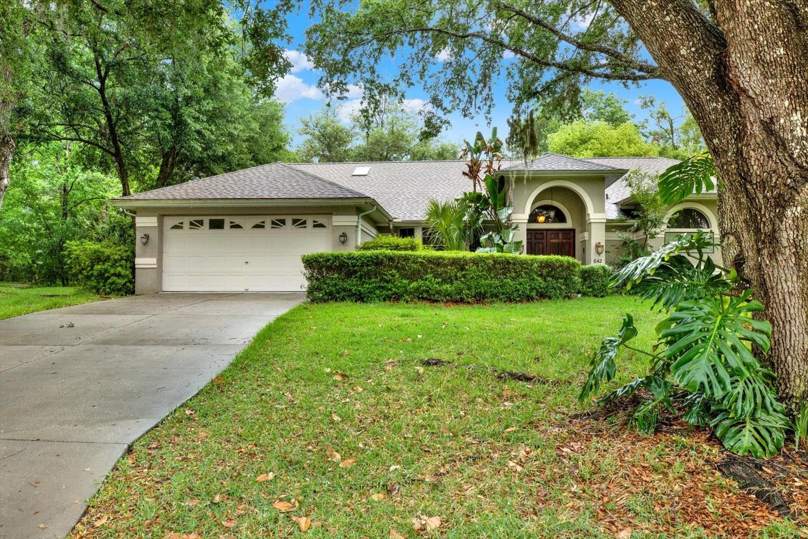 Single Family Residence in BROOKSVILLE, FL - Daniel Dourado
