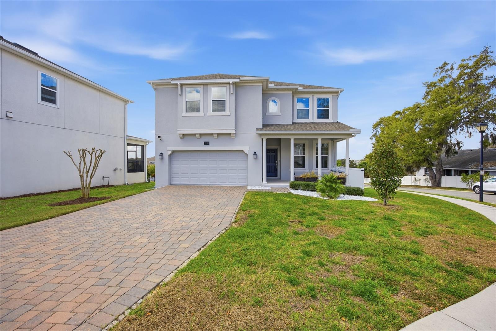 Single Family Residence in MOUNT DORA, FL - Daniel Dourado