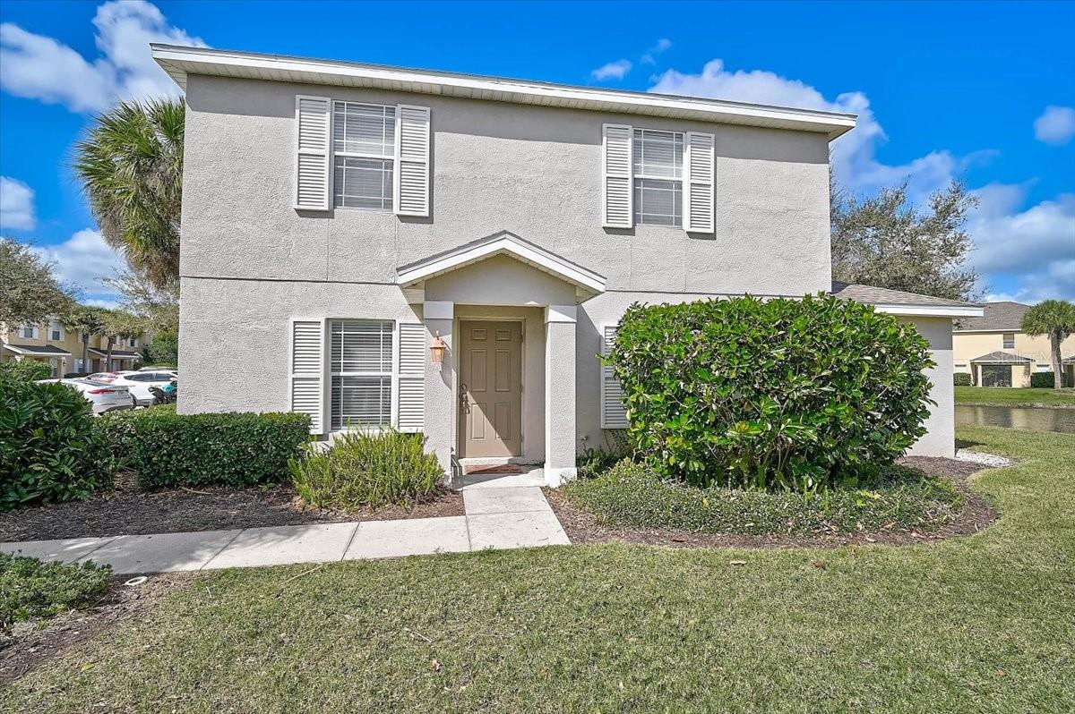 Townhouse in LAKEWOOD RANCH, FL - Daniel Dourado