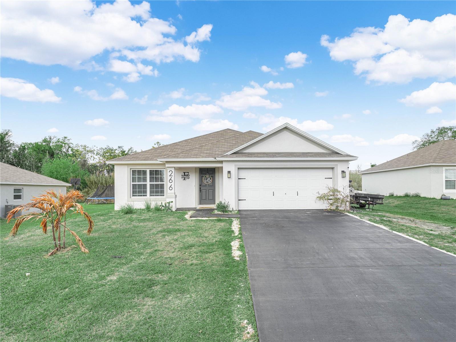 Single Family Residence in FROSTPROOF, FL - Daniel Dourado