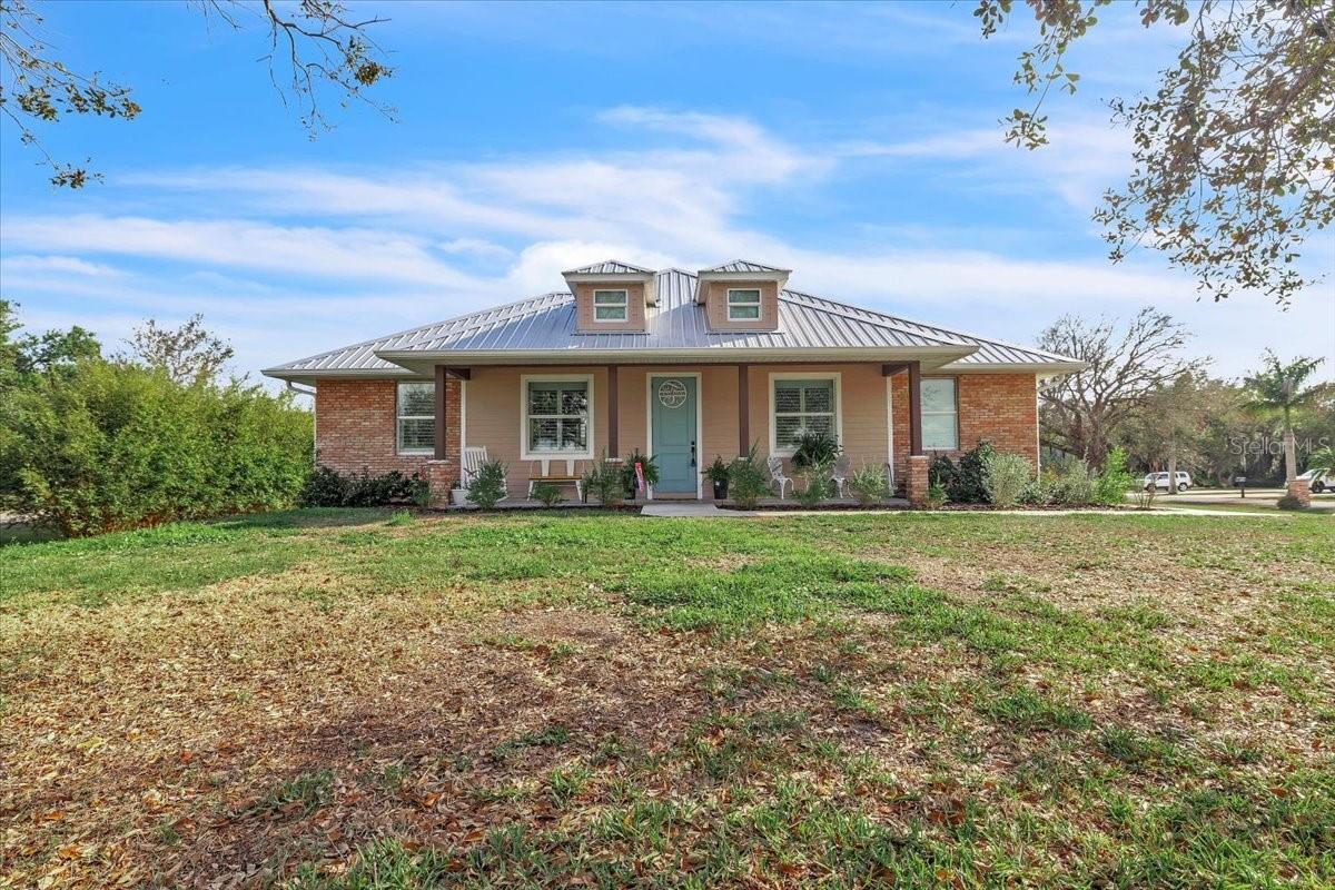 Single Family Residence in ARCADIA, FL - Daniel Dourado