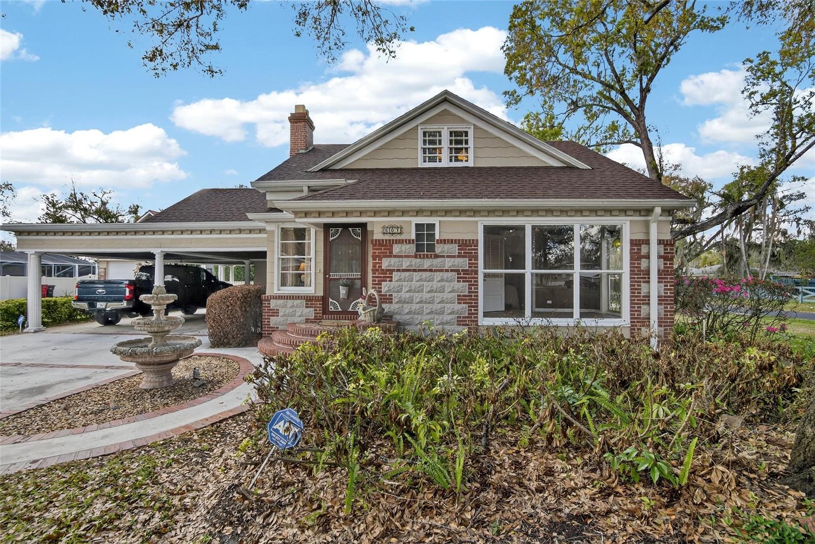 Single Family Residence in PLANT CITY, FL - Daniel Dourado