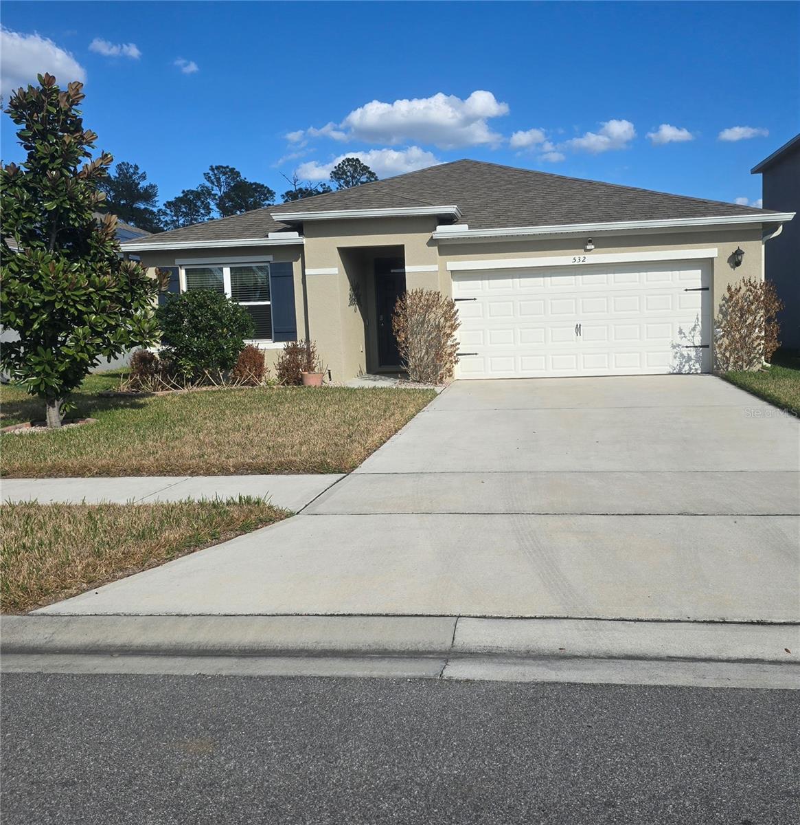 Single Family Residence em DELAND, FL - Daniel Dourado
