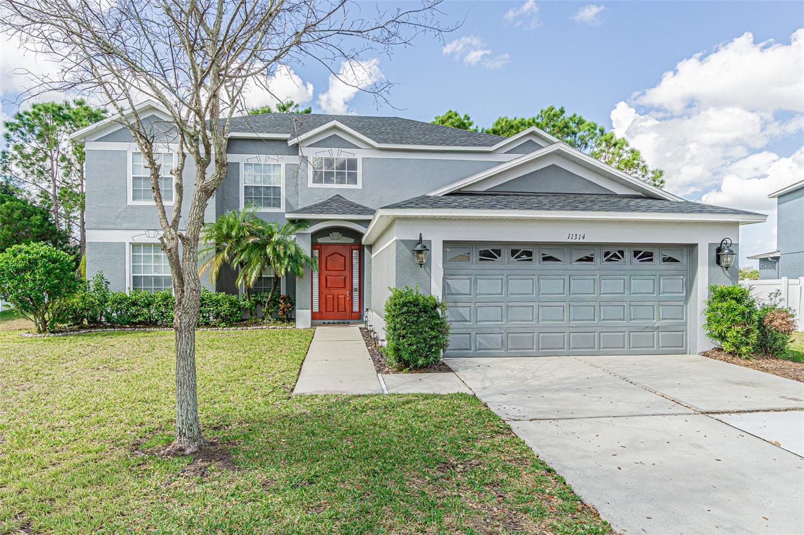 Single Family Residence in RIVERVIEW, FL - Daniel Dourado