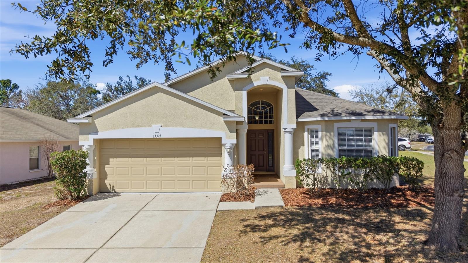 Single Family Residence em SPRING HILL, FL - Daniel Dourado