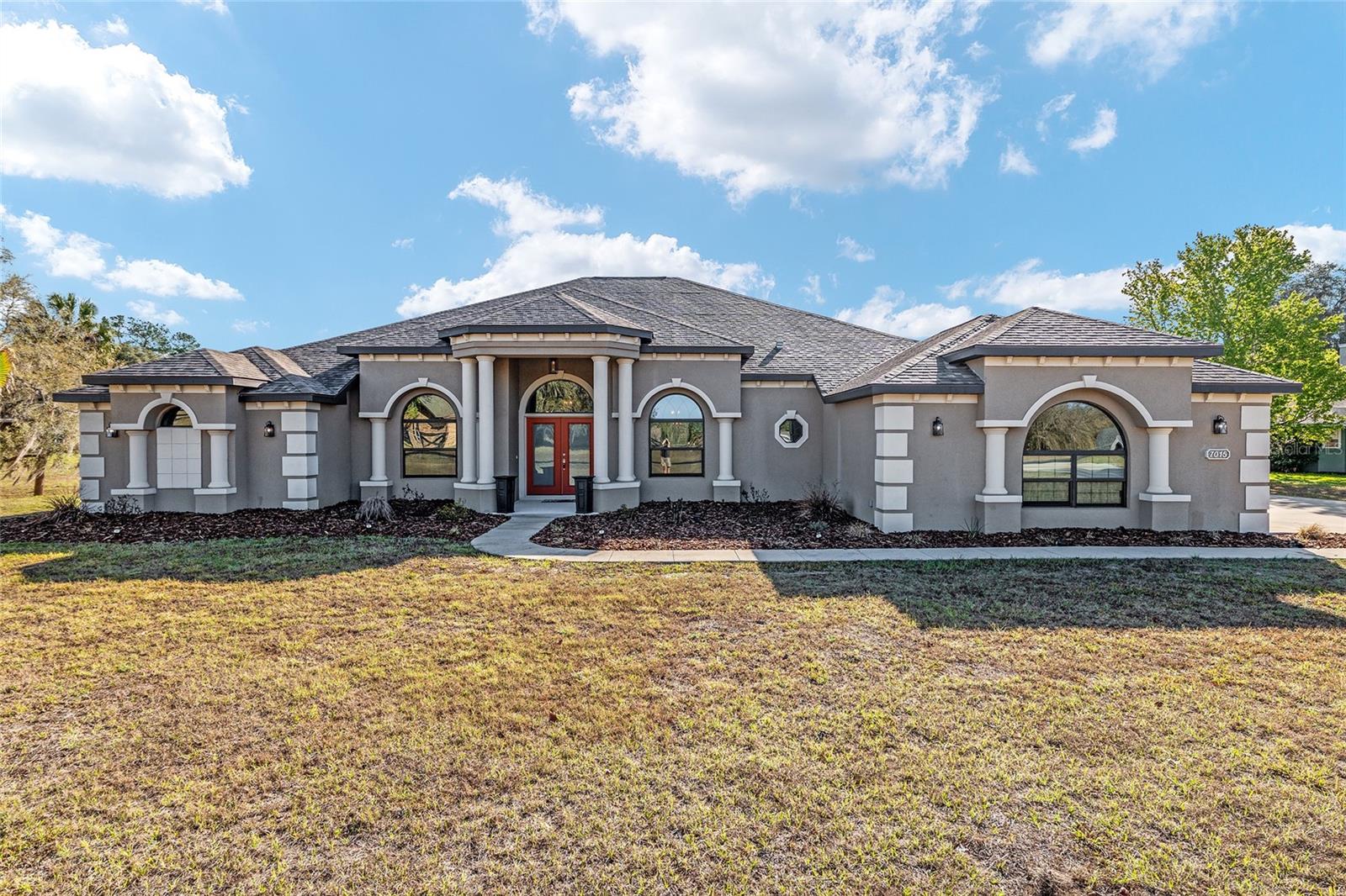 Single Family Residence em SILVER SPRINGS, FL - Daniel Dourado