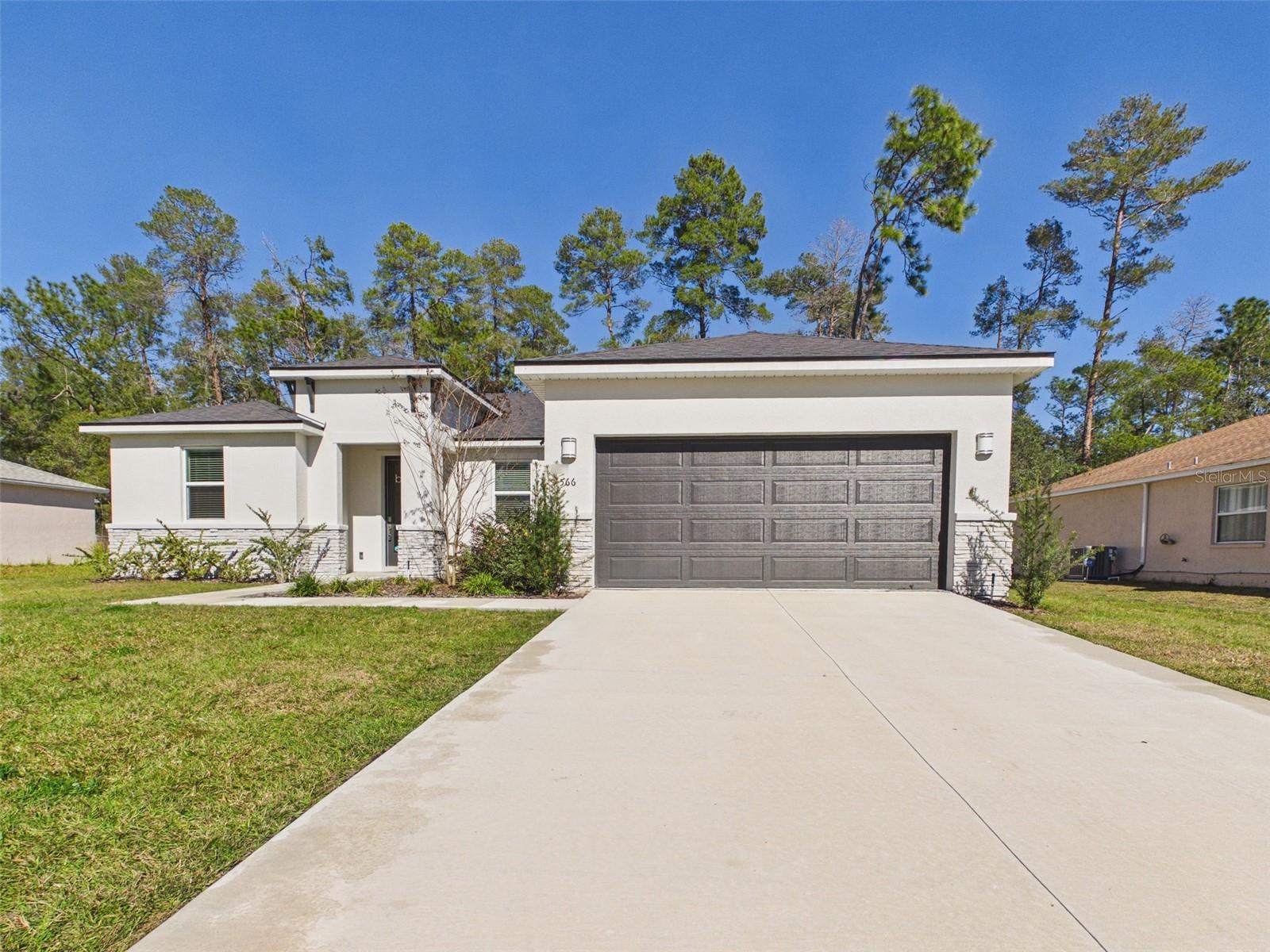 Single Family Residence em DUNNELLON, FL - Daniel Dourado