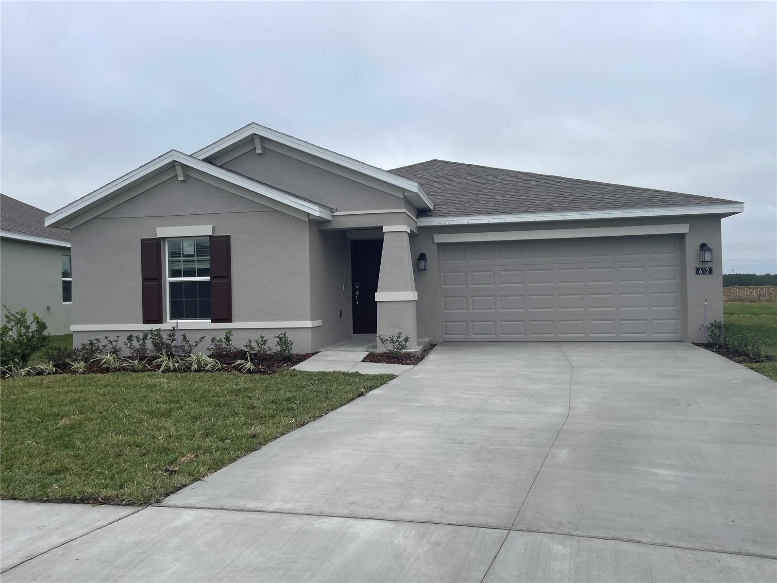 Single Family Residence in DAVENPORT, FL - Daniel Dourado