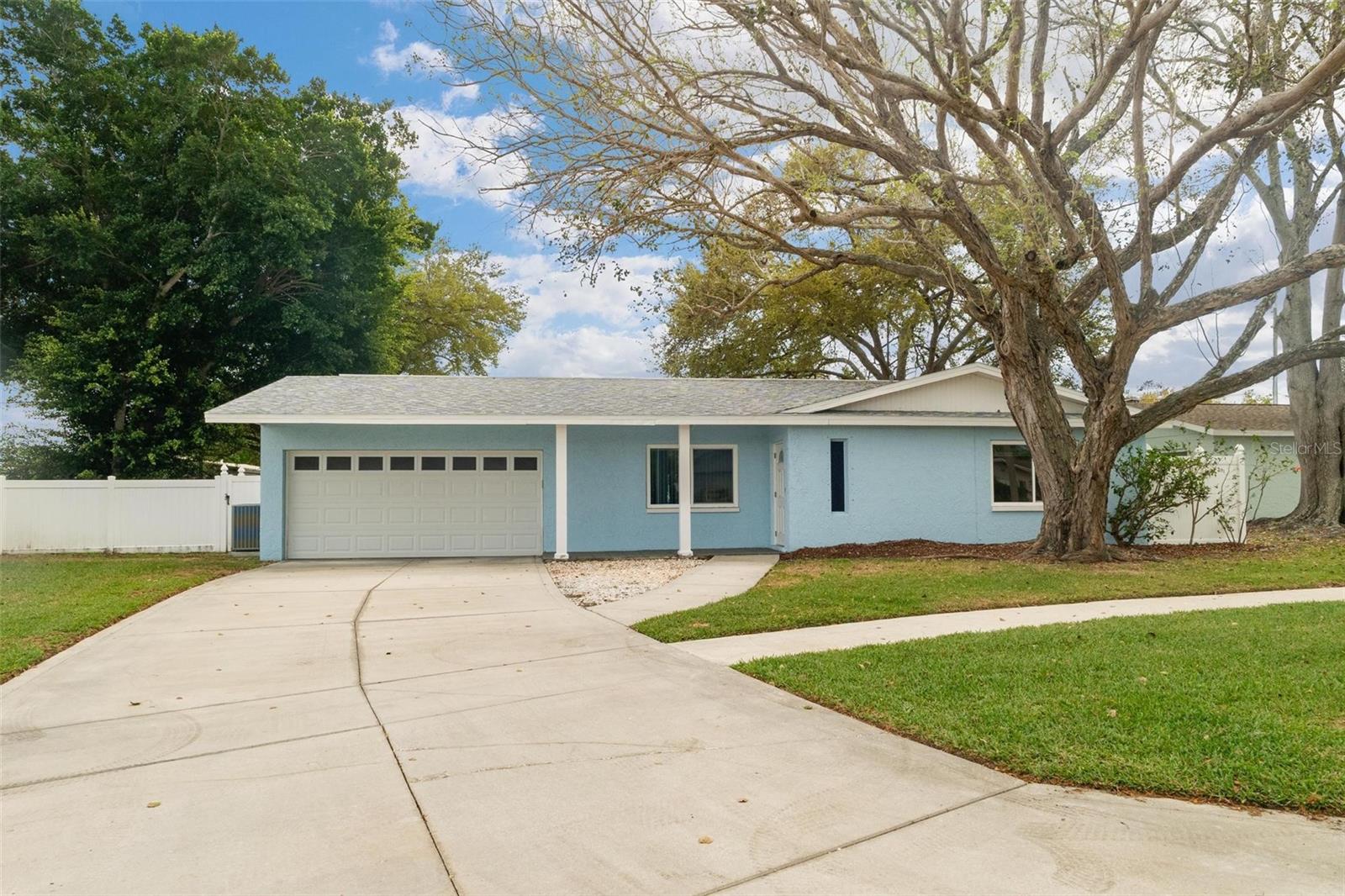 Single Family Residence em LARGO, FL - Daniel Dourado