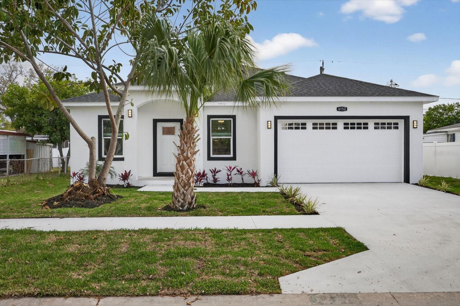 Single Family Residence em PINELLAS PARK, FL - Daniel Dourado