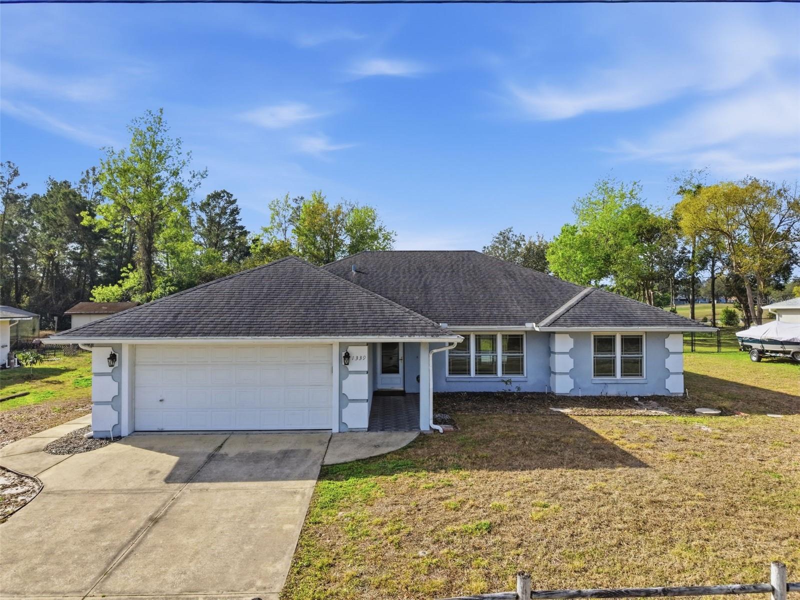 Single Family Residence em DELTONA, FL - Daniel Dourado