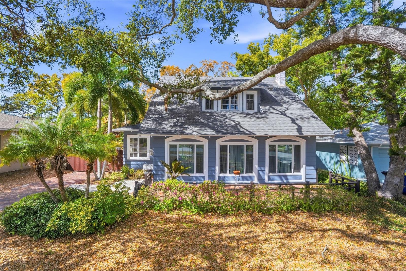 Single Family Residence in CLEARWATER, FL - Daniel Dourado