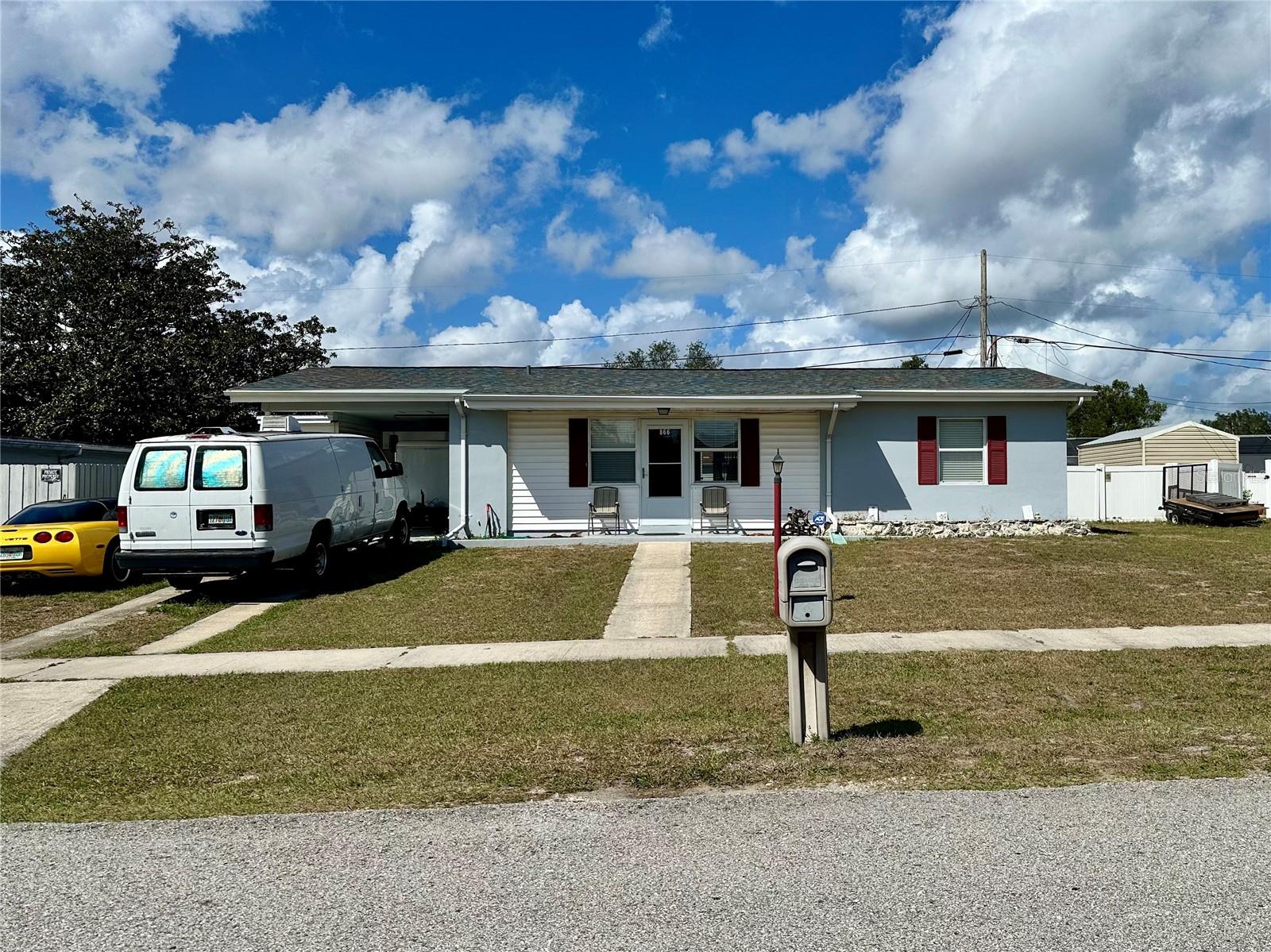 Single Family Residence em DELTONA, FL - Daniel Dourado