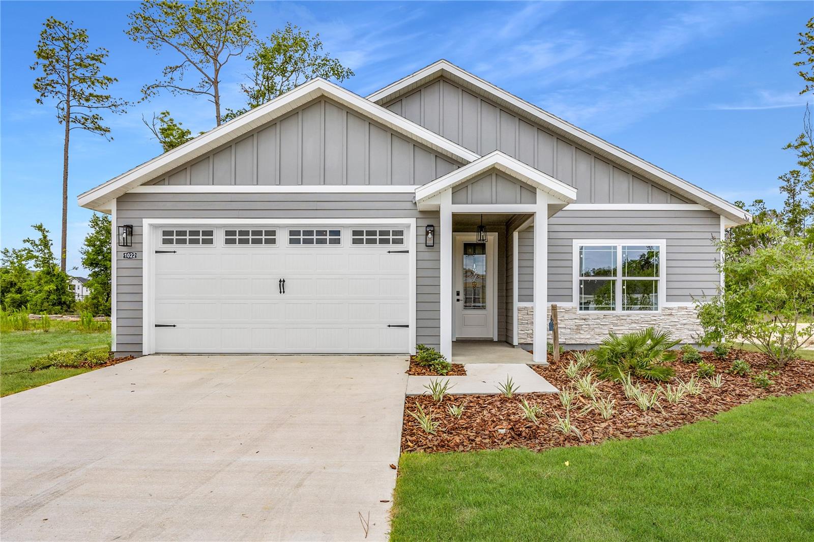 Single Family Residence em NEWBERRY, FL - Daniel Dourado